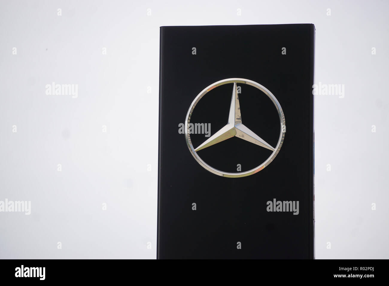 Mercedes Benz AMG logotipo e insignia Pantalla De Garaje Taller de bandera signo 