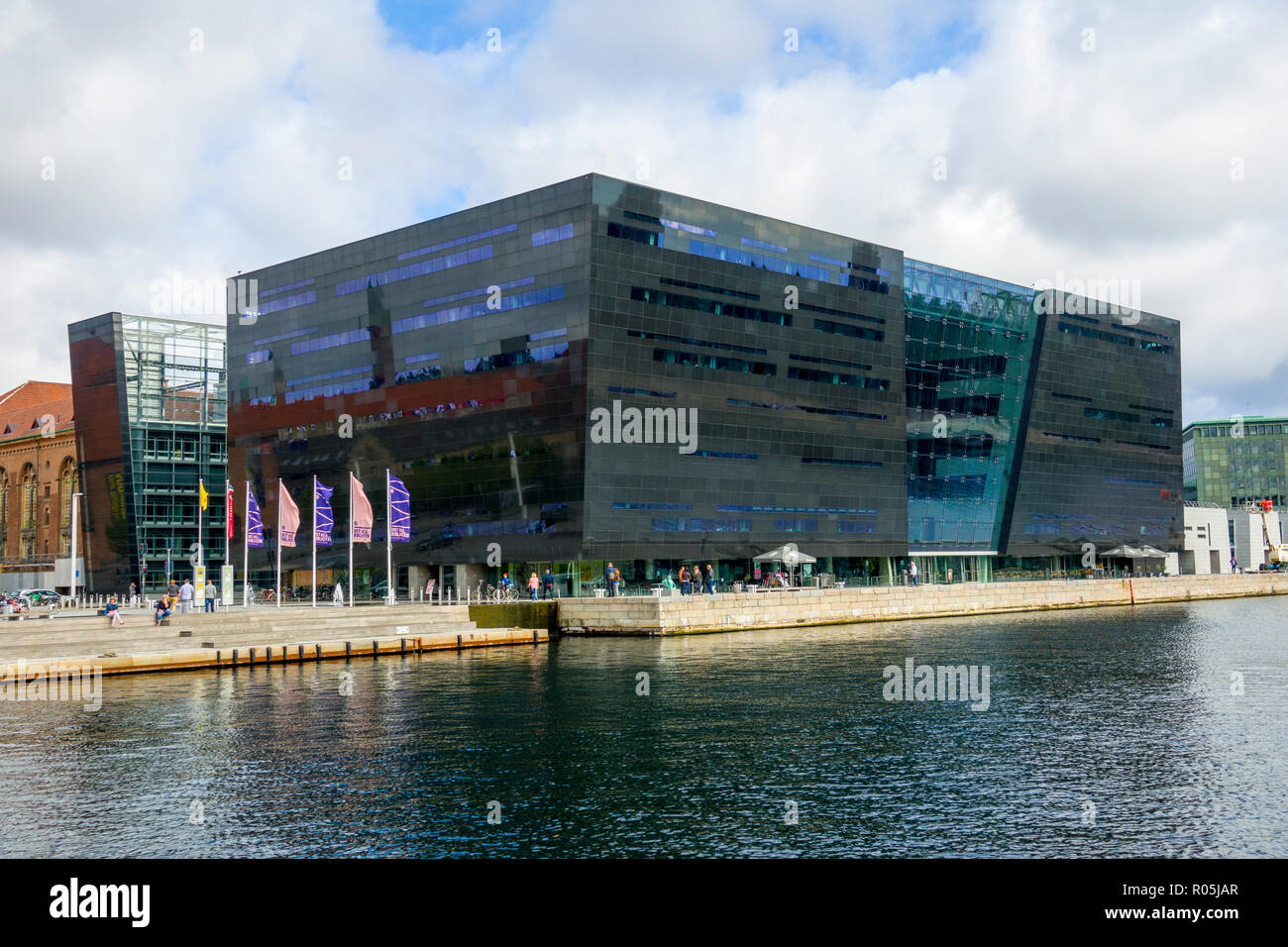 El Diamante Negro Edificio Biblioteca capital Copenhague Dinamarca  Fotografía de stock - Alamy