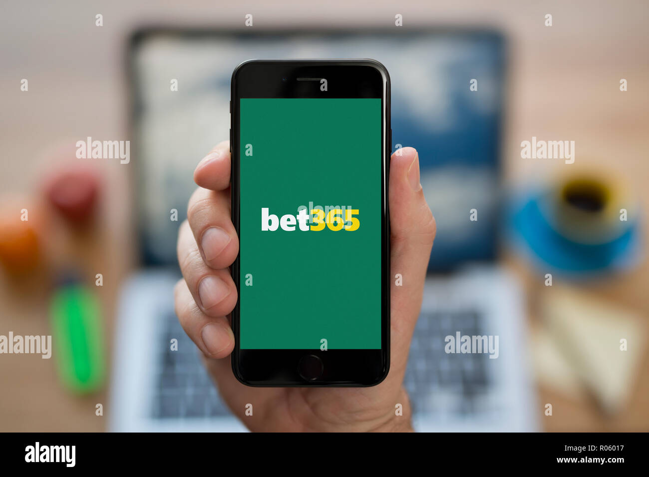 Bet 365 app fotografías e imágenes de alta resolución - Alamy