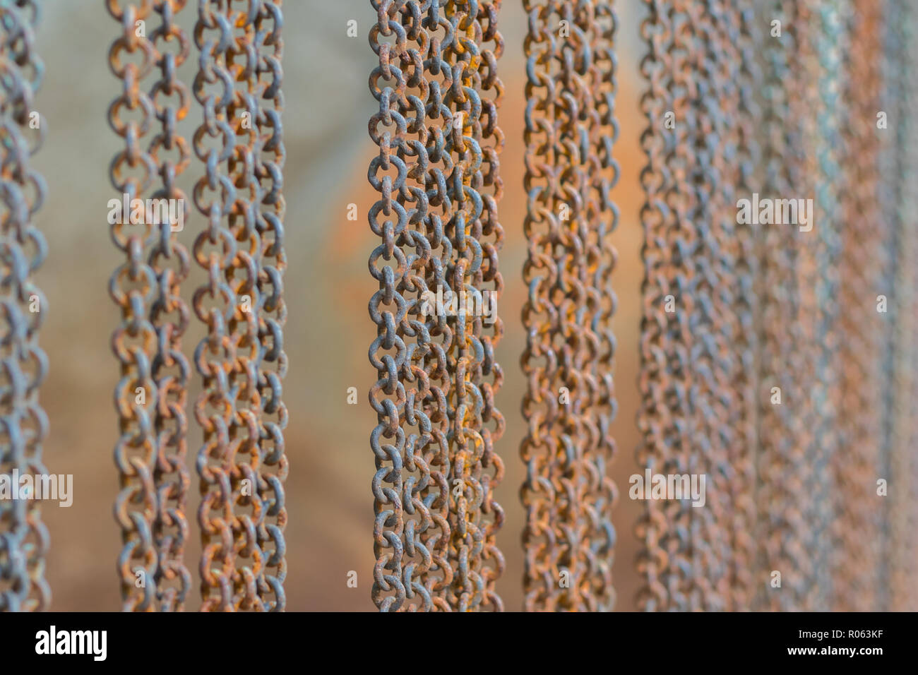 Cortina de cadena fotografías e imágenes de alta resolución - Alamy