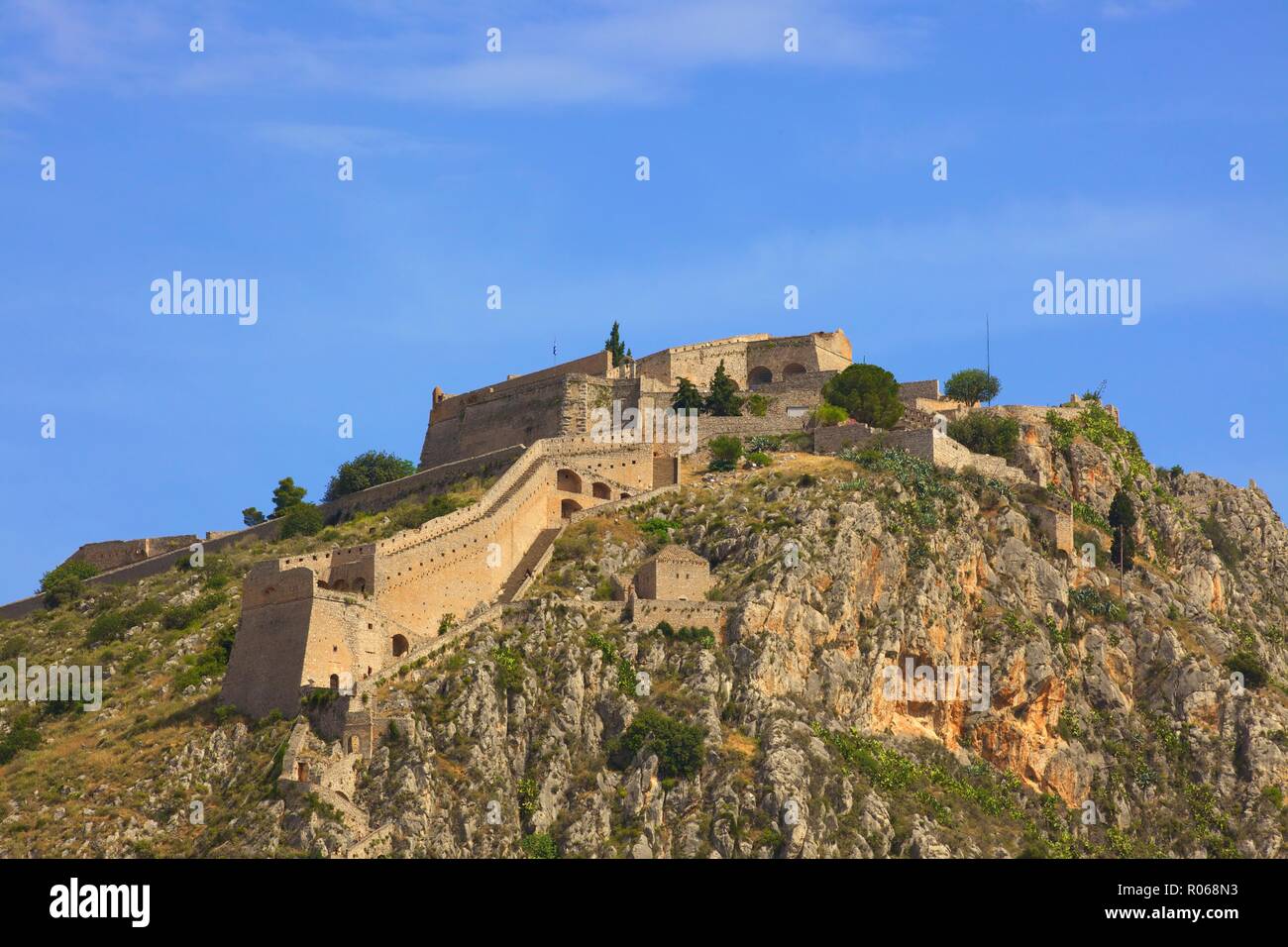 La Fortaleza de Palamidi, antiguo pueblo de Nafplio, Argolis, el Peloponeso, Grecia, Europa Foto de stock