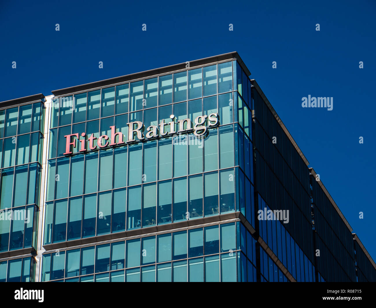 Fitch Ratings, edificio, Canary Wharf, los Docklands de Londres, Inglaterra, Reino Unido, GB. Foto de stock