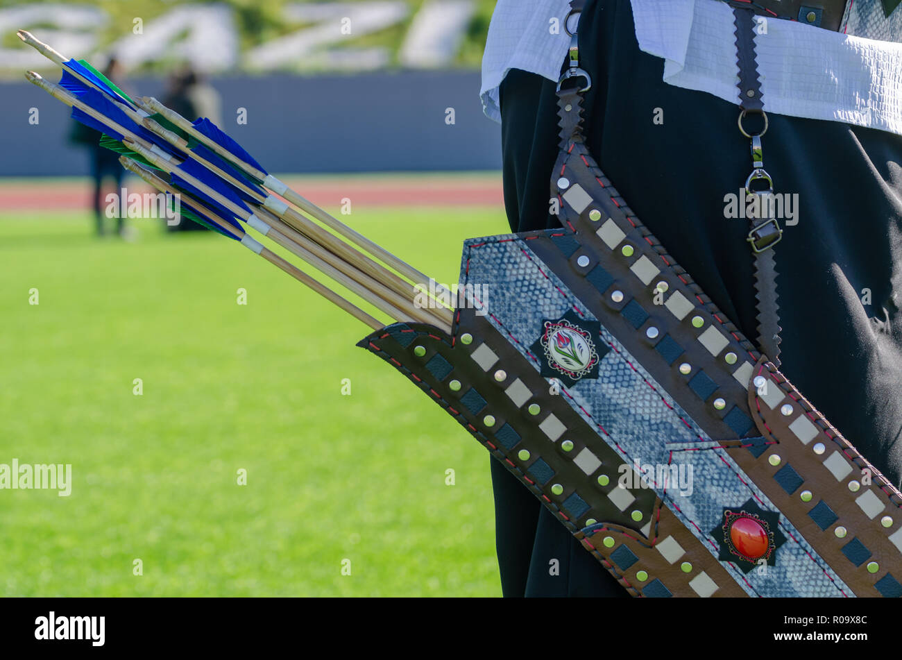 Competiciones de tiro con arco tradicional. Equipos de arquería tradicional  Fotografía de stock - Alamy
