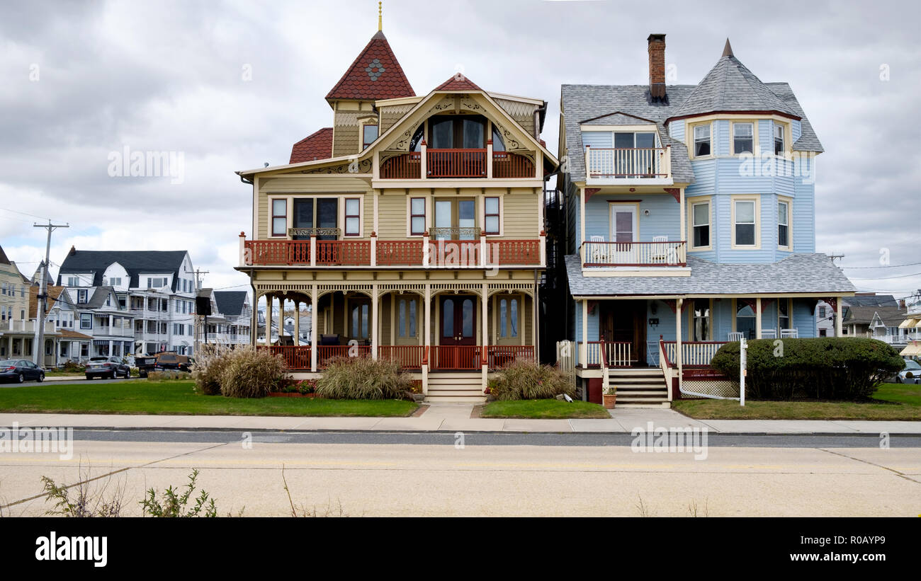 Dos casas grandes e impresionantes situadas en Ocean Ave, Belmar, NJ