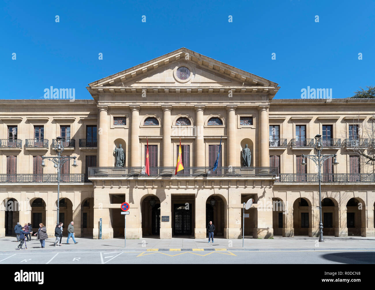 Palacio de Navarra, sede del Gobierno de Navarra, Pamplona, Navarra, España Foto de stock