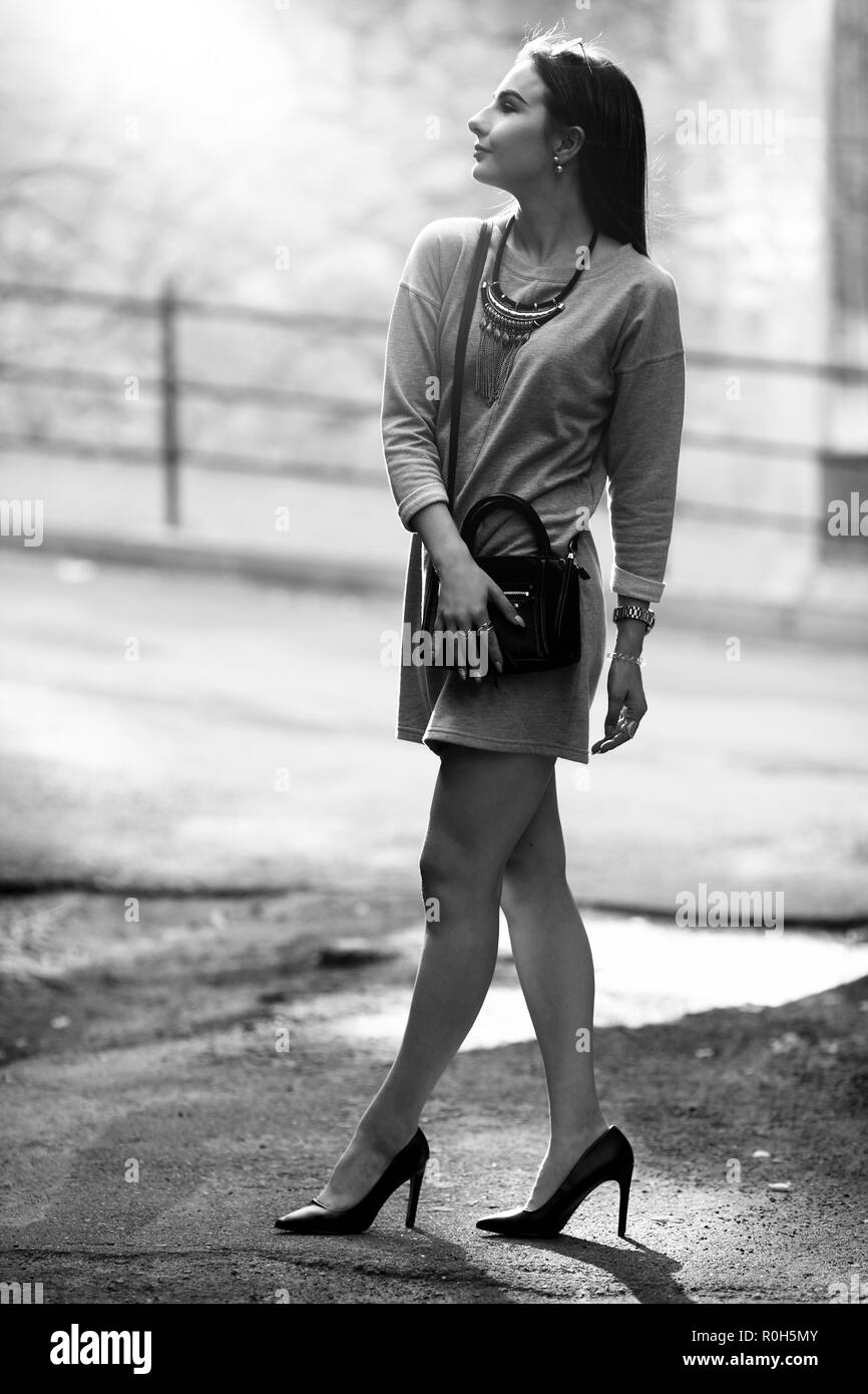 Woman leather outfit Imágenes de stock en blanco y negro - Alamy