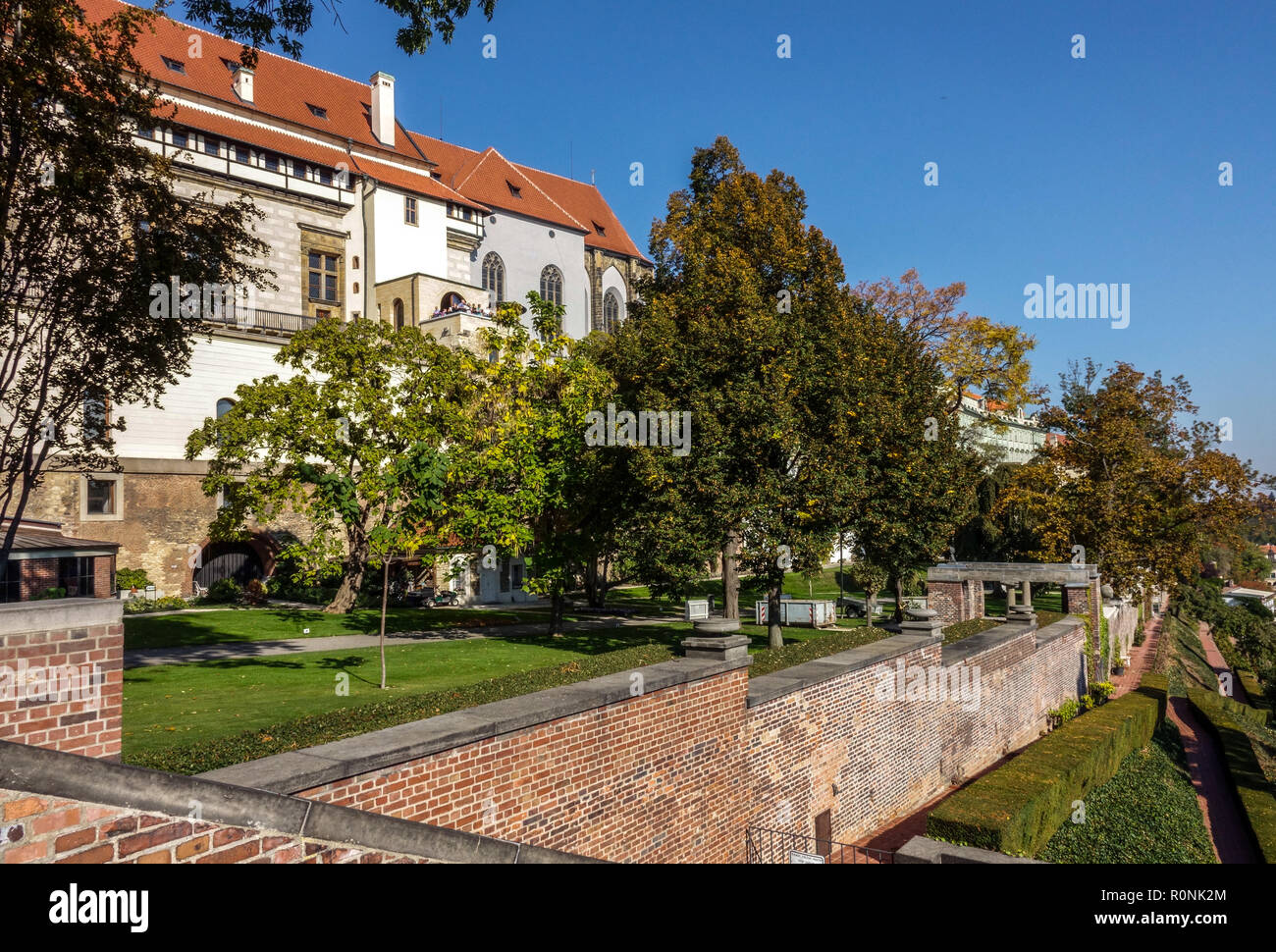 Jardín de Praga Na Valech, Muro del Jardín del Castillo de Praga Foto de stock