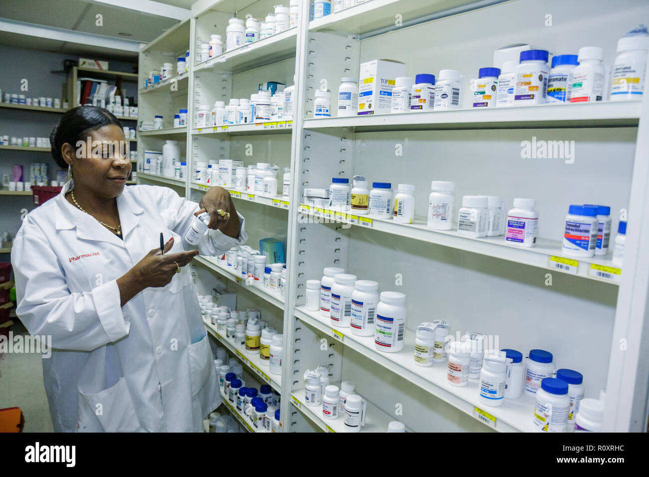 Miami Florida,Borinquen Health Care Center,clínica,farmacéutico,farmacia dispensadora