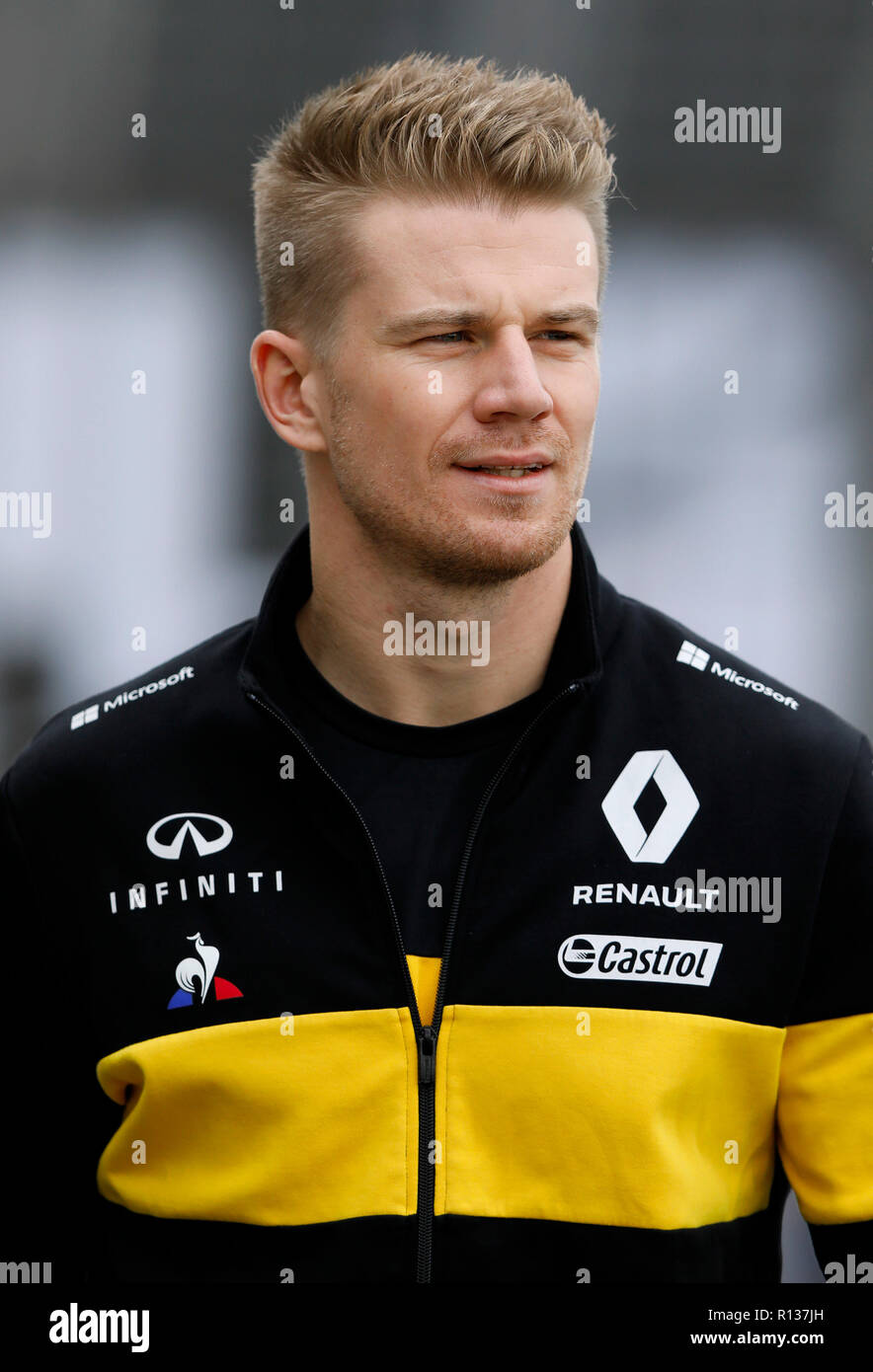 SÃO PAULO, SP - 09.11.2018: GRAN PREMIO DE BRASIL DE F'RMULA 1 2018 - Nico Hülkenberg, (HUELKENBERG), GER, llega a los primeros entrenamientos libres del Gran Premio de Brasil de Fórmula 1 2018, celebrada en el Autódromo de Interlagos, en São Paulo, SP. (Foto: Rodolfo Buhrer/La Imagem/Fotoarena) Foto de stock