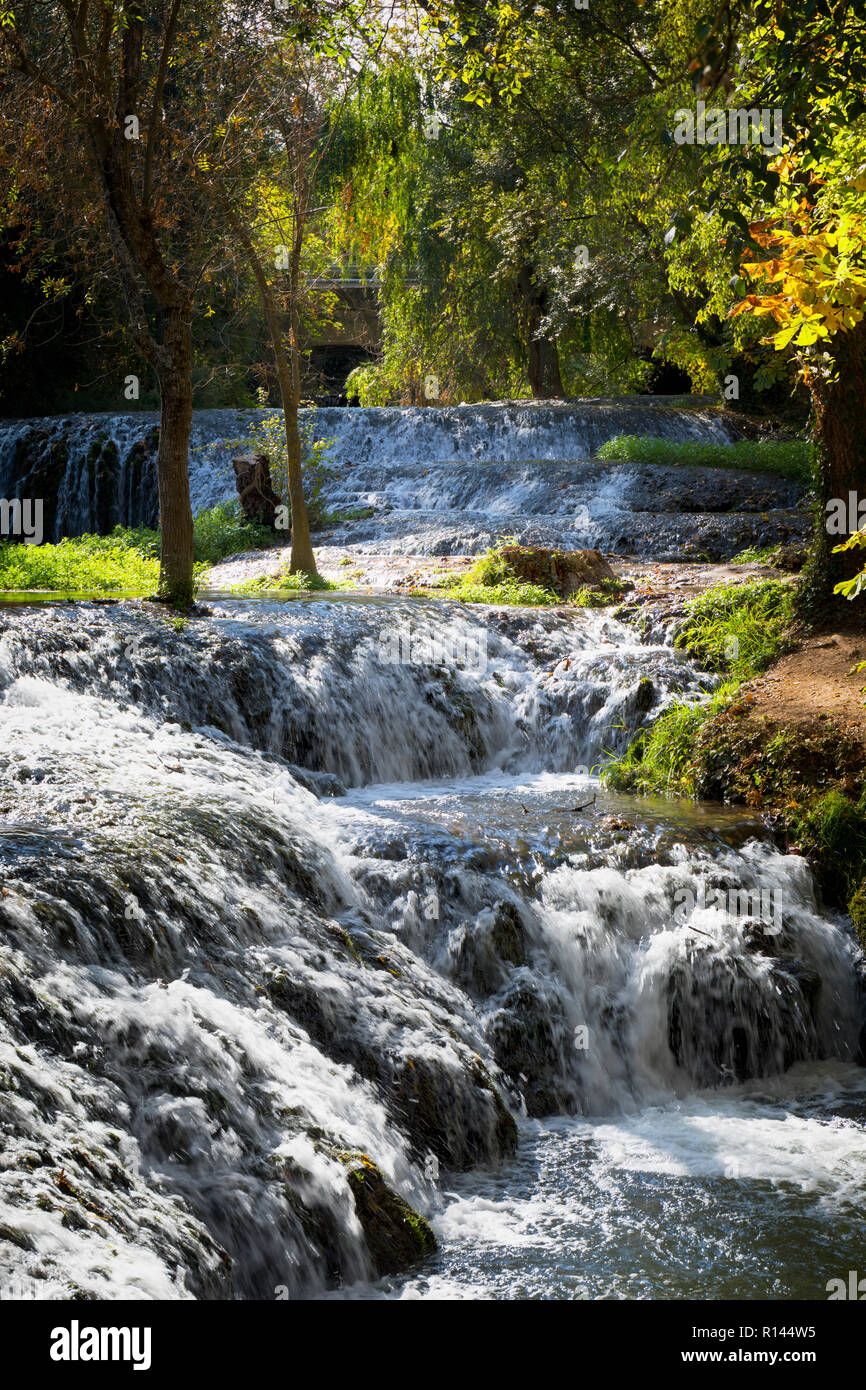 Parque Natural del Monasterio de Piedra, provincia de Zaragoza, Aragón,  España. Wateralls. Cascadas Fotografía de stock - Alamy