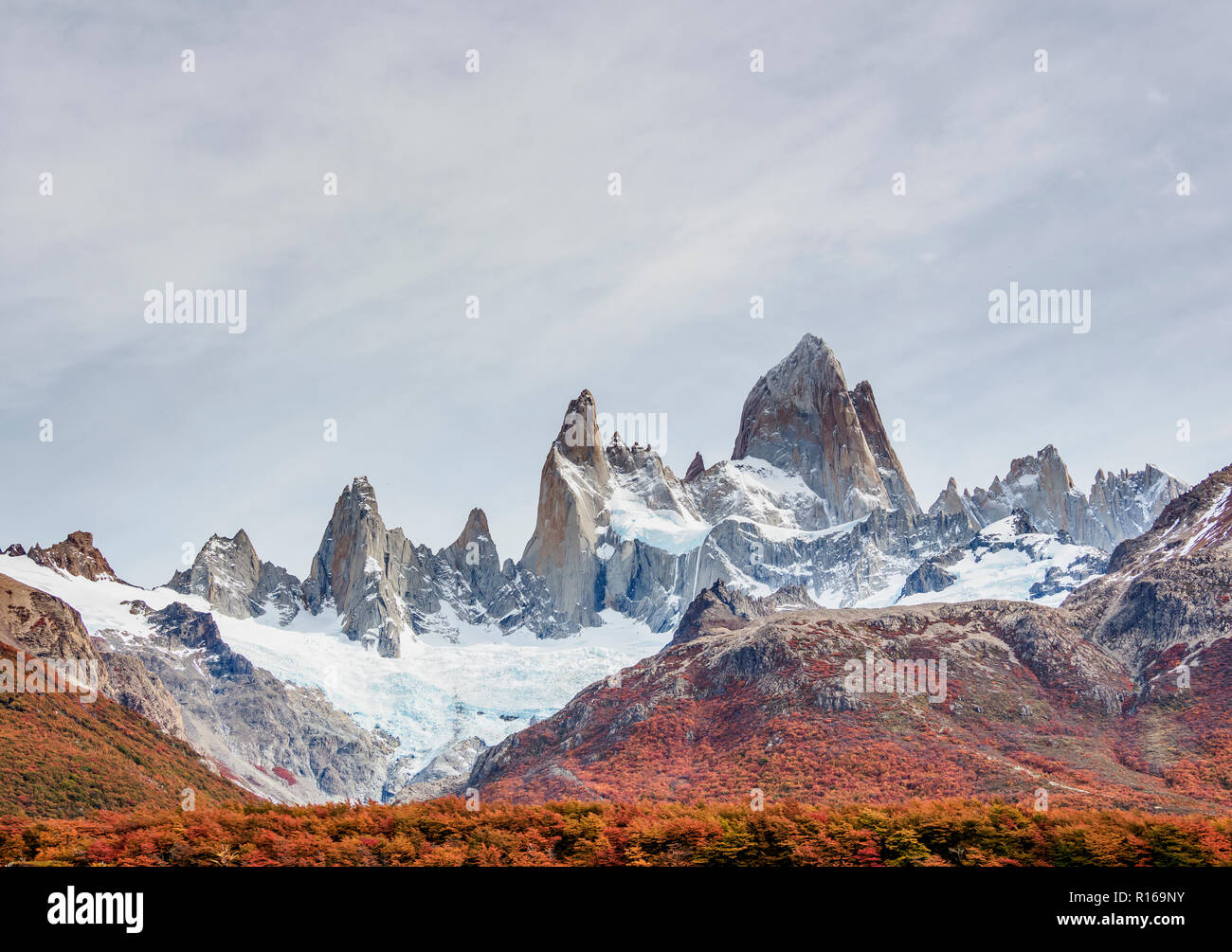 Monte Fitz Roy, el Parque Nacional Los Glaciares, provincia de Santa Cruz, Patagonia, Argentina Foto de stock