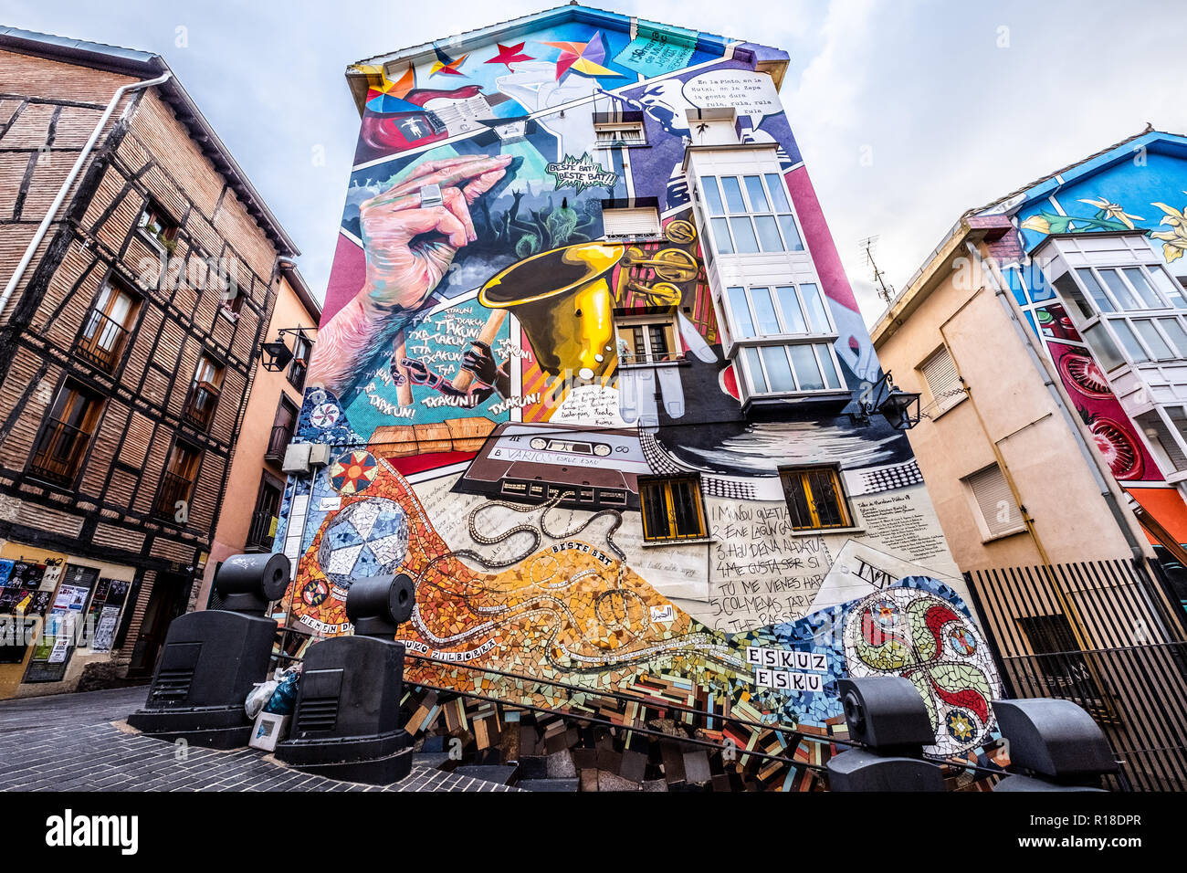 Murales itinerario de Vitoria. Vitoria-Gasteiz, Álava, País Vasco, España Foto de stock