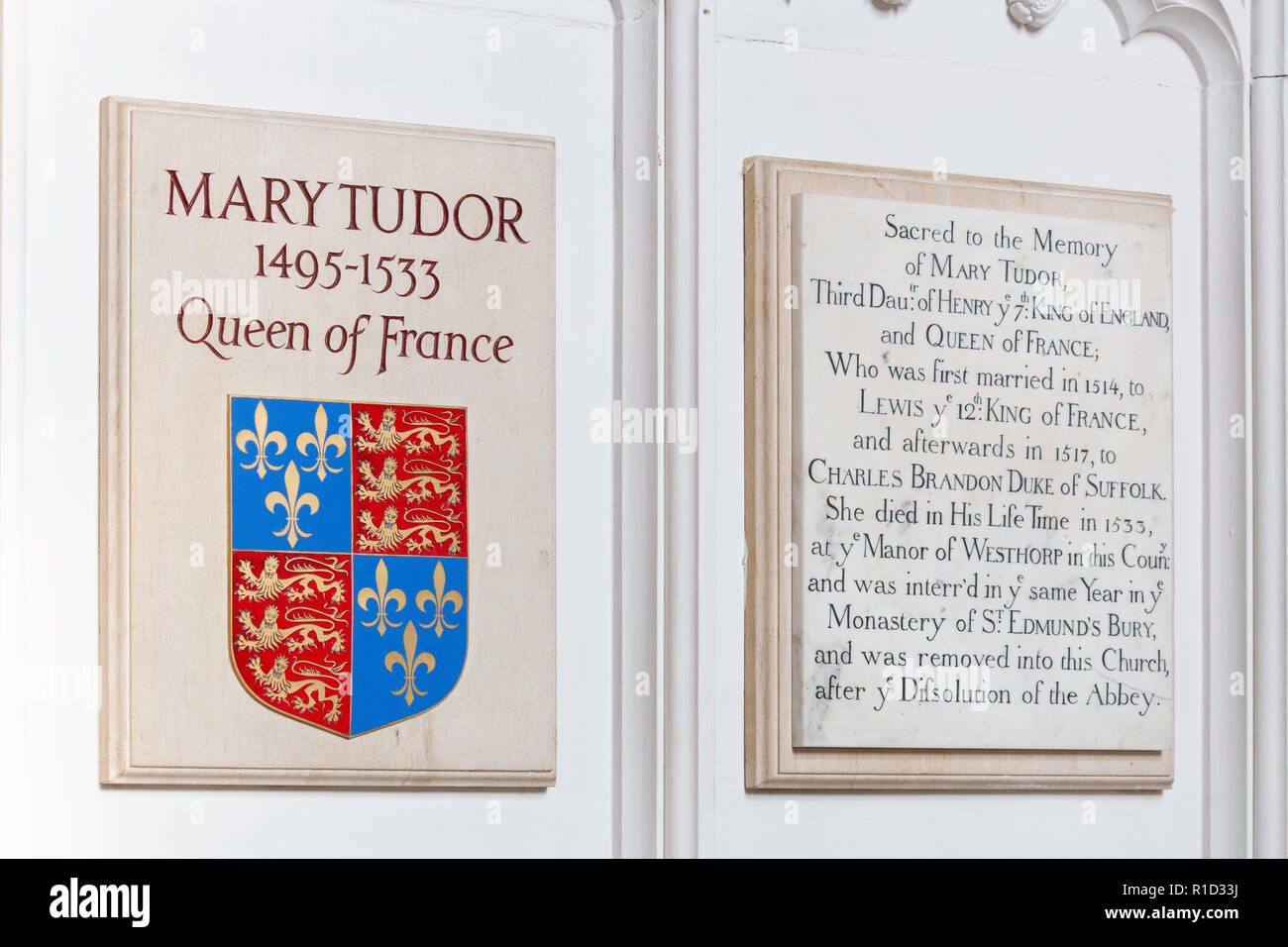 El lugar de descanso de María Tudor, Reina de Francia. Ella fue sepultado en el lado izquierdo del altar en la iglesia de Santa María, en Bury St Edmunds, Suffolk, Inglaterra Foto de stock