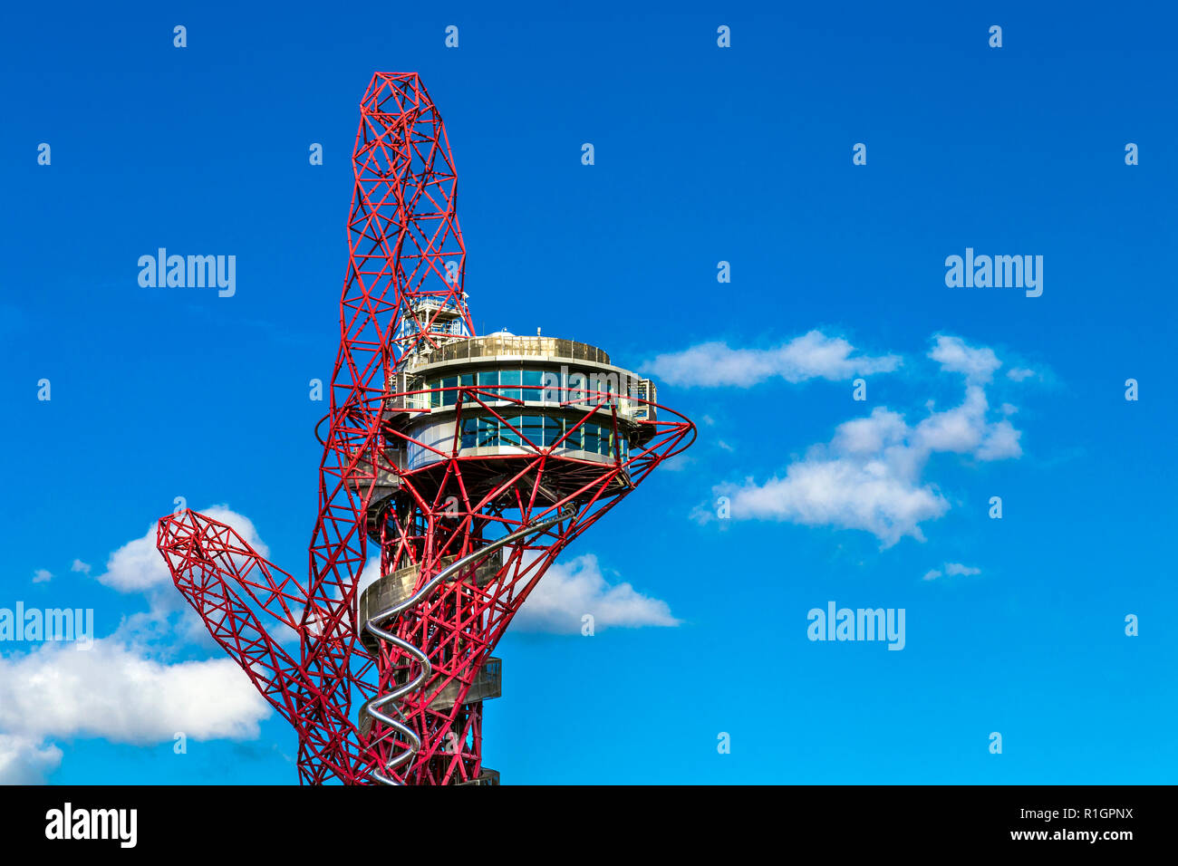 Arcelor Mittal Orbit por Anish Kapoor en la Villa Olímpica, Londres, Inglaterra Foto de stock