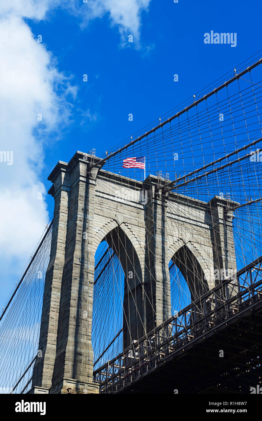 Este pilar del puente de Brooklyn, Manhattan, Ciudad de Nueva York, EE.UU. Foto de stock