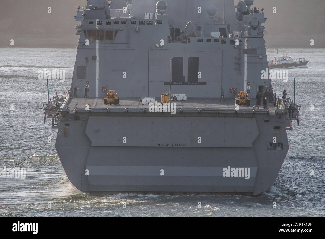 Plymouth, Reino Unido, 13 de noviembre de 2018. Hoy, por primera vez, USS New York empotran en Plymouth después de completar el ejercicio Trident coyuntura a principios de este mes. Crédito: Sam Whitfield - Ultimate Shot/Alamy Live News Foto de stock