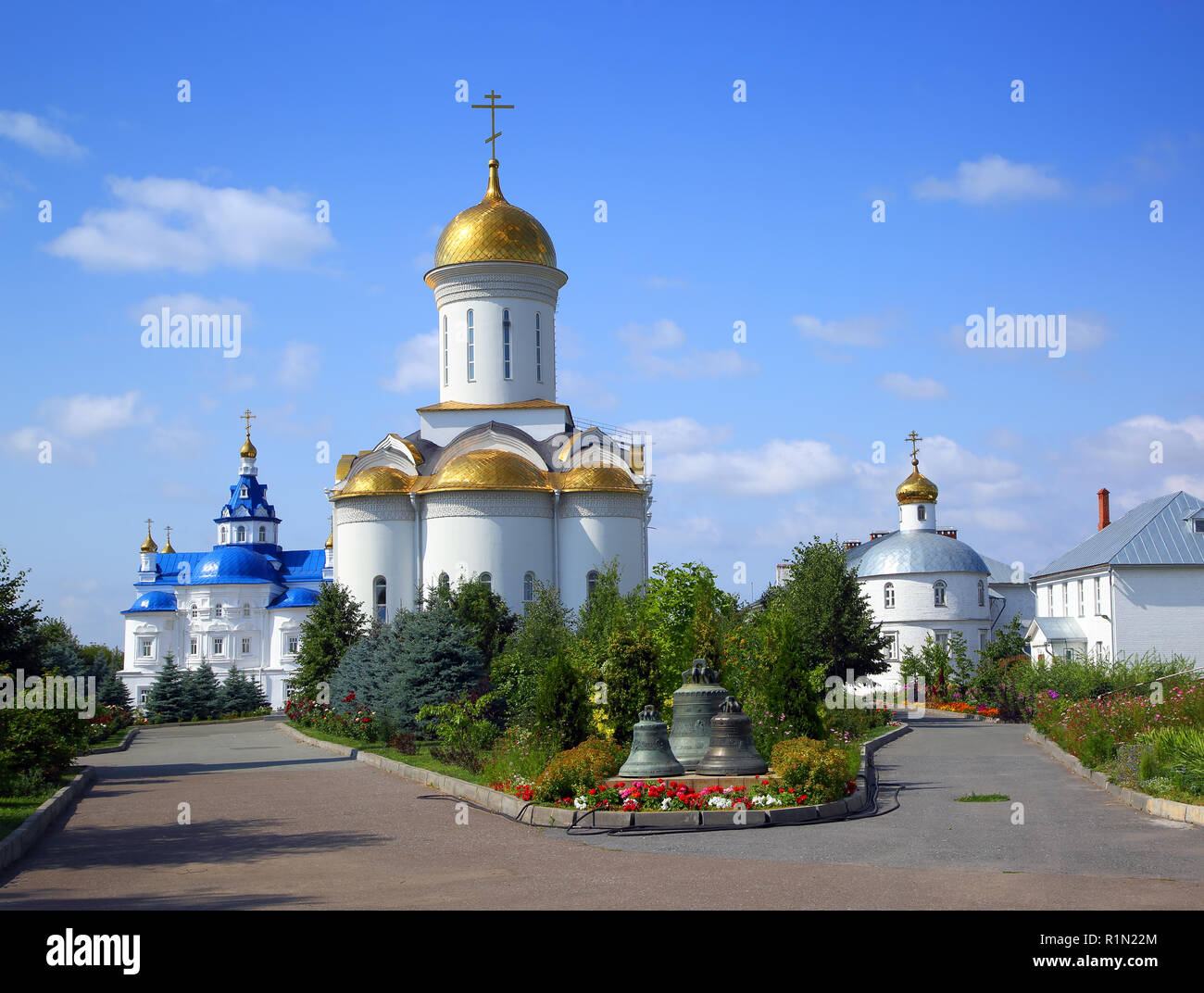 Zilant ortodoxa del monasterio en la ciudad de Kazan Foto de stock