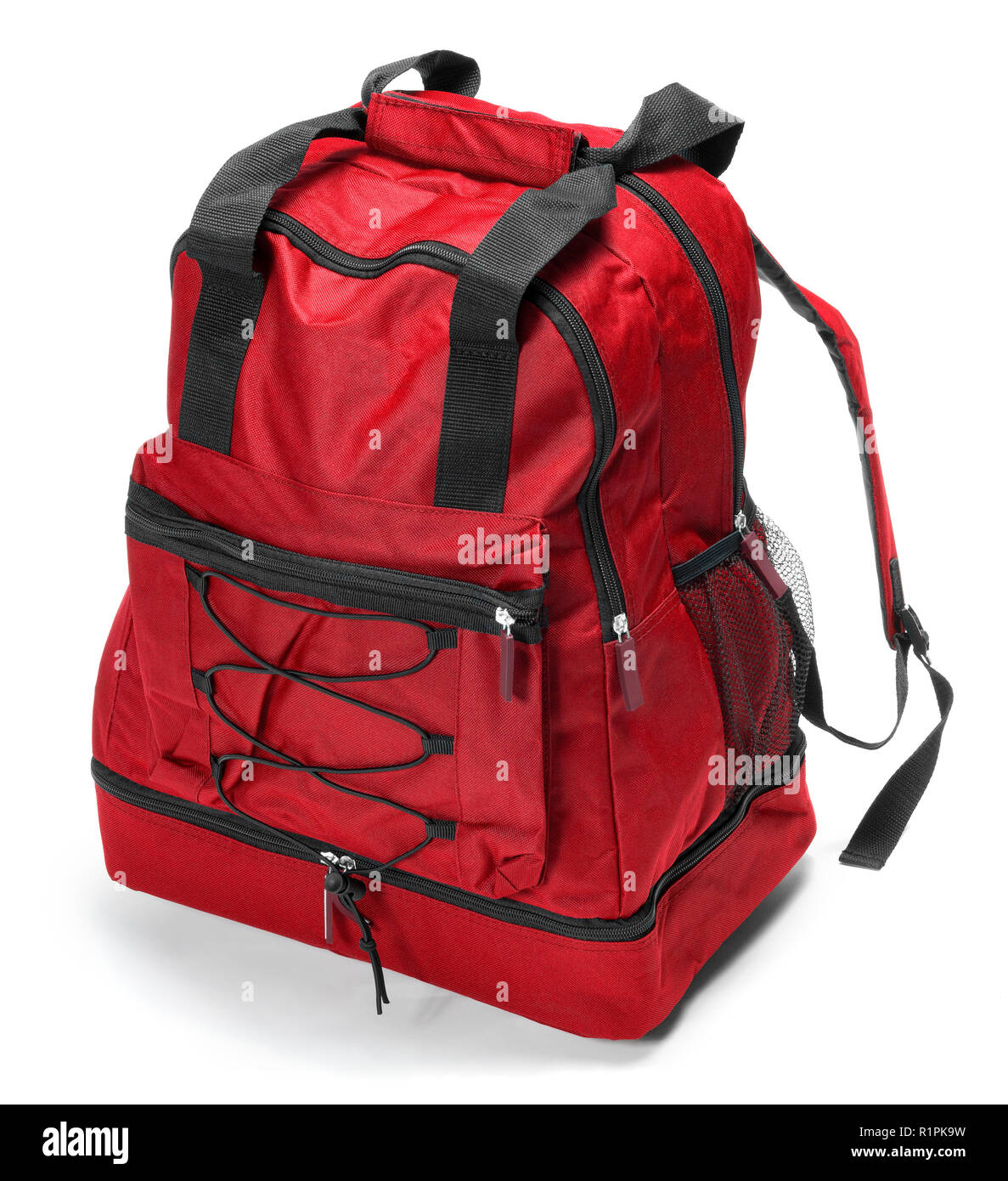 Mochila roja en un fondo blanco con sombra Fotografía de stock - Alamy