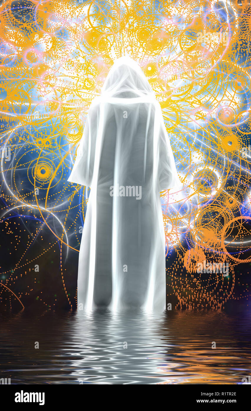 La figura en el manto blanco brillante está en el agua Fotografía de stock  - Alamy