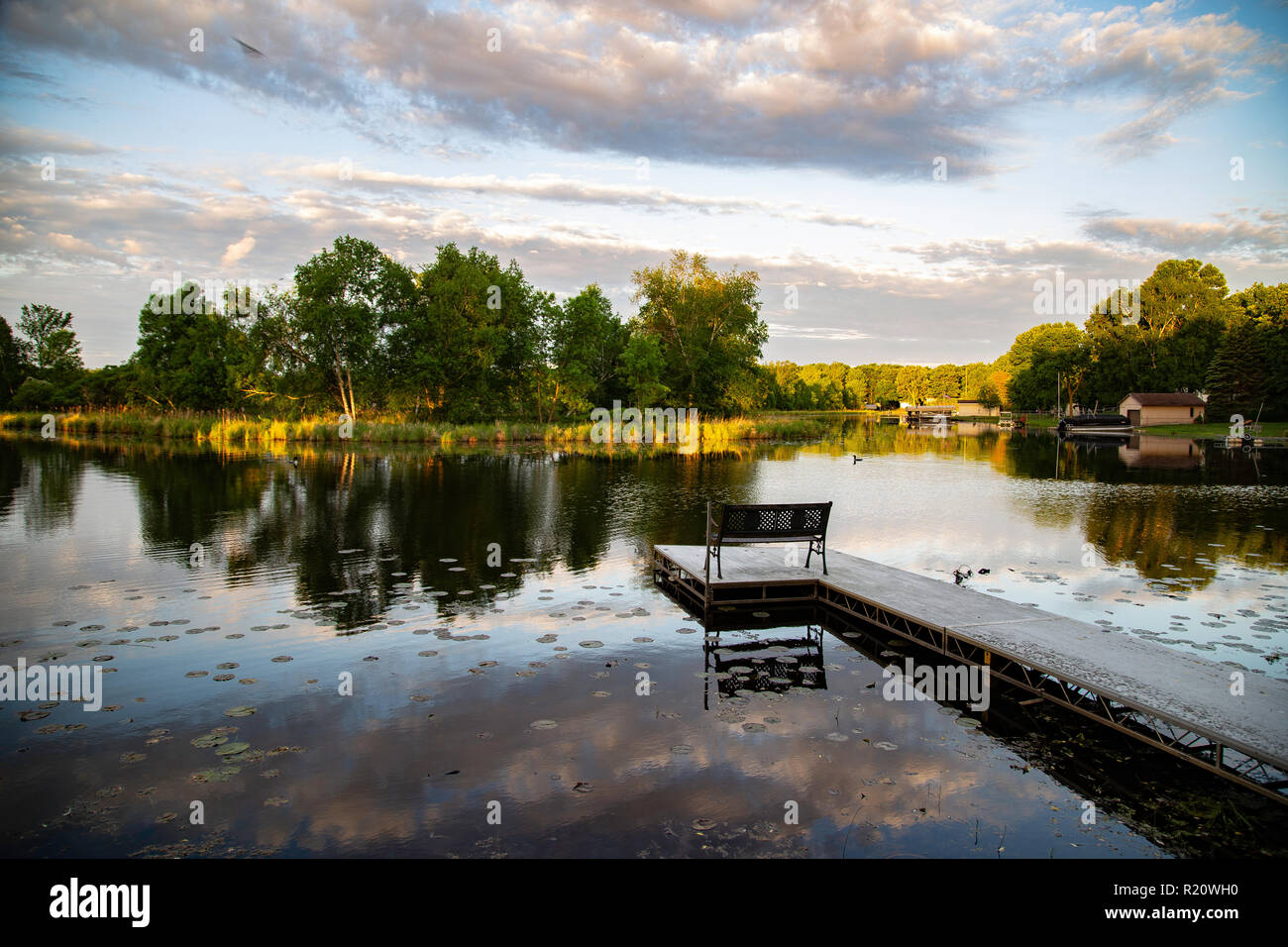 Una hermosa mañana bucólica, capturados en el lago Mille Lacs, Minnesota Foto de stock
