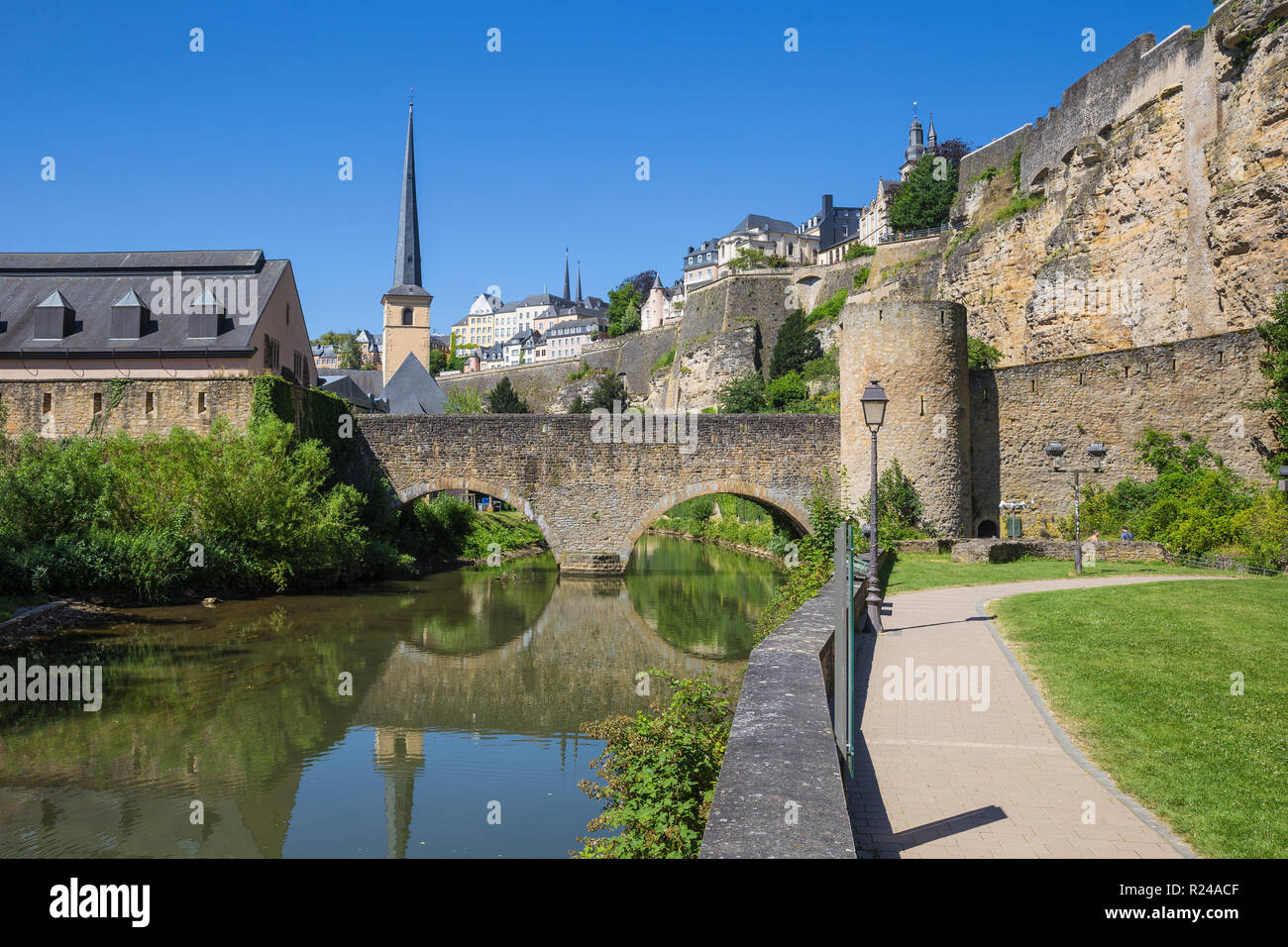 Piedra Stierchen pasarela y Brock promontorio, la ciudad de Luxemburgo, Luxemburgo, Europa Foto de stock