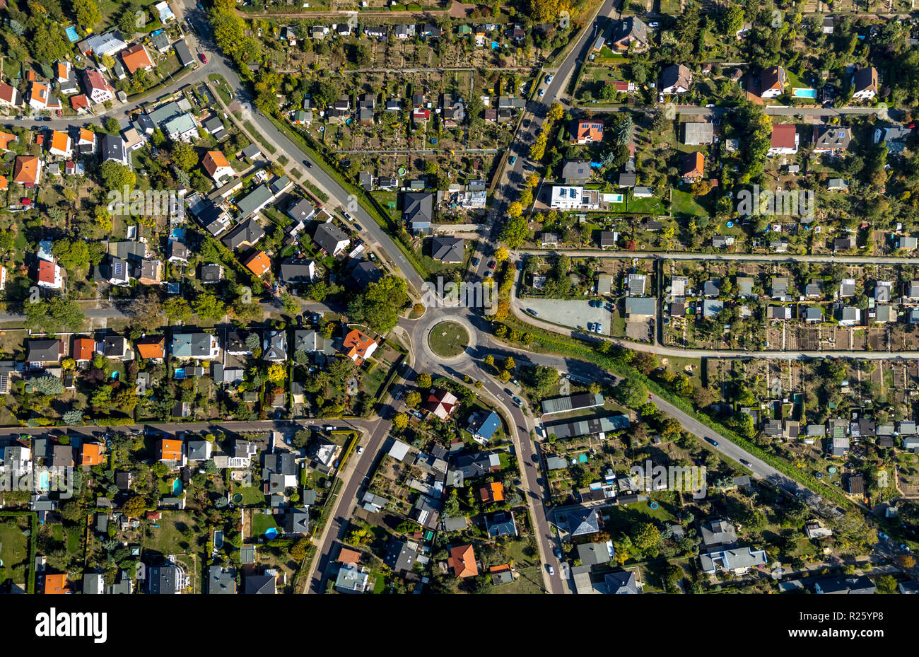 Vista aérea de la colonia, las habilitaciones Magdeburg Noroeste, asentamiento de adjudicación, Neustädter Feld, Magdeburgo, Sajonia-Anhalt, Alemania Foto de stock