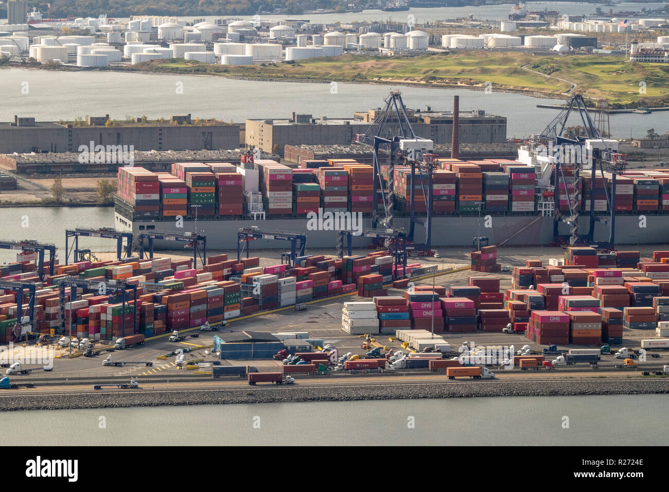 Vista aérea del helicóptero GCT Bayona container terminal, Bayona, Jersey City, Nueva Jersey, EE.UU. Foto de stock