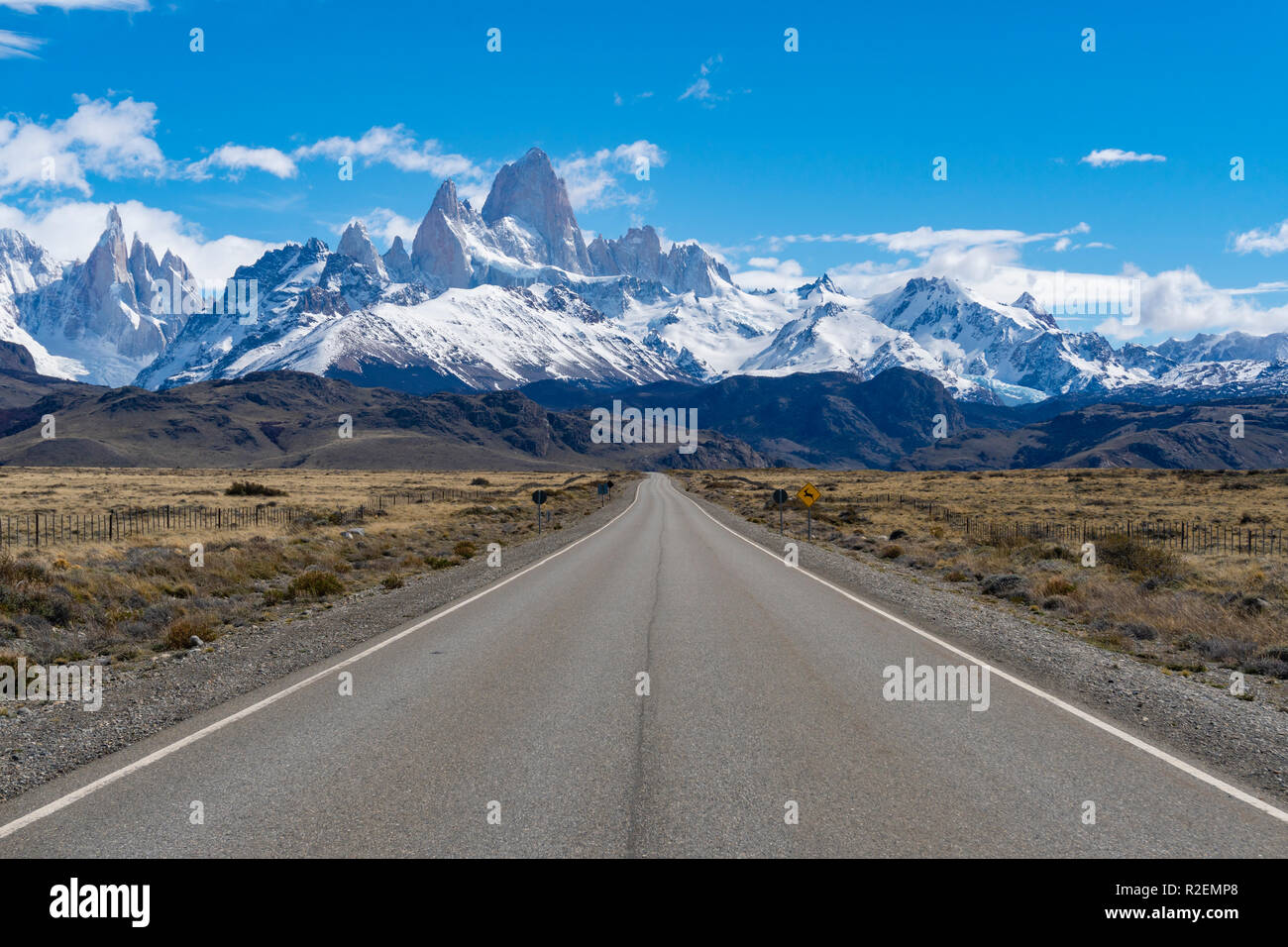 Camino al Monte Fitz Roy en Argentina Foto de stock