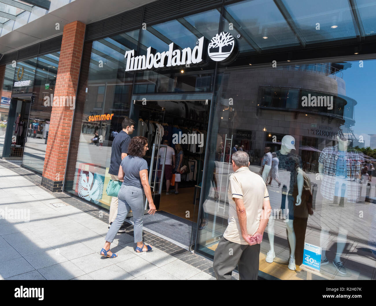 fondo valor freno Timberland store uk shop fotografías e imágenes de alta resolución - Alamy