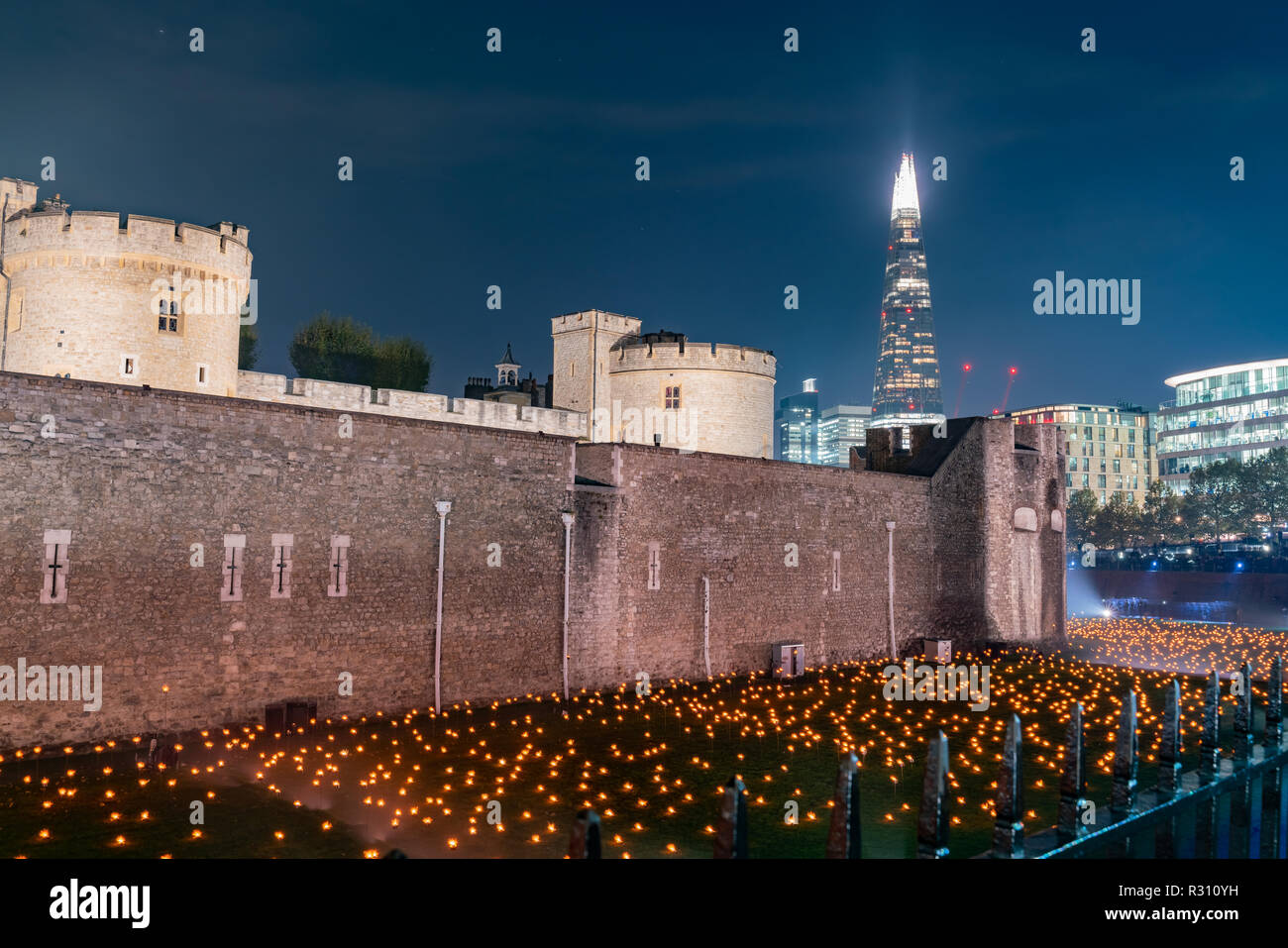 Evento especial más allá de la profundización de la sombra en la Torre de Londres, Reino Unido Foto de stock