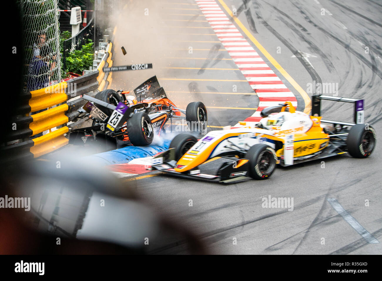 Sophia Floresch accidente Macau Grand Prix 2018 Foto de stock