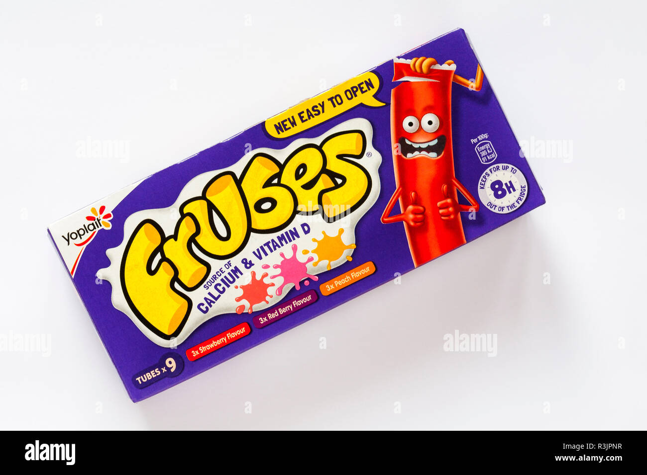 Caja de Yoplait Frubes, queso fresco en un tubo yogur yogur establecida sobre fondo blanco - también conocido como Go-GURT y tubos Yoplait Foto de stock