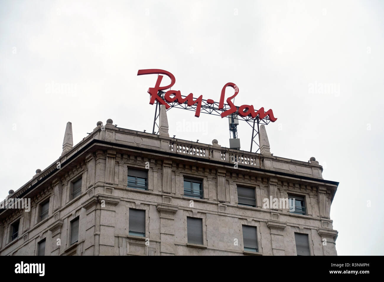 Empresa ray ban new arrivals