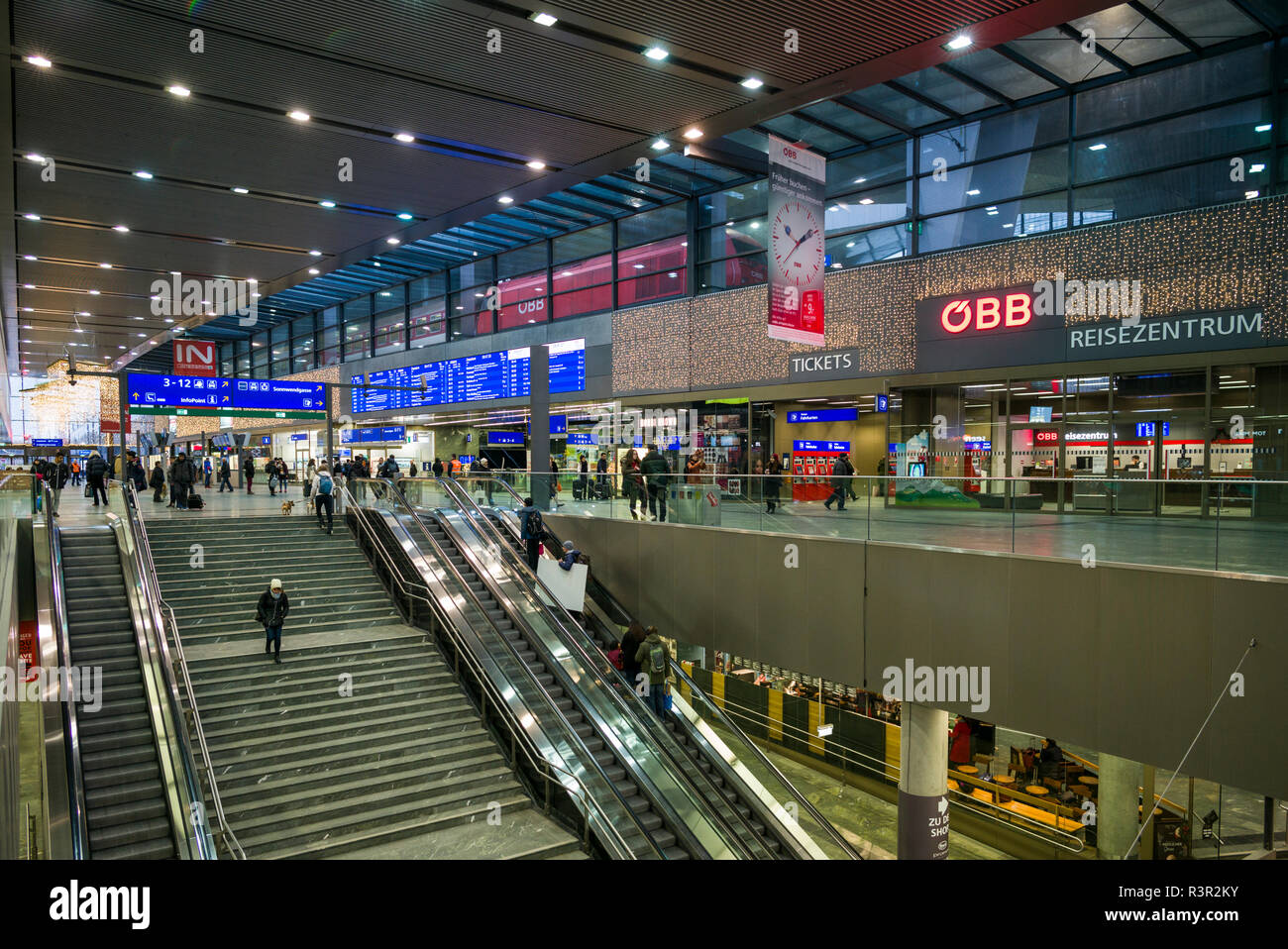 Vienna central station fotografías e imágenes de alta resolución Alamy
