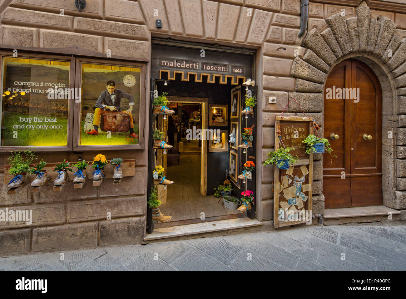 Italian shoe store italy fotografías e imágenes de alta resolución - Alamy