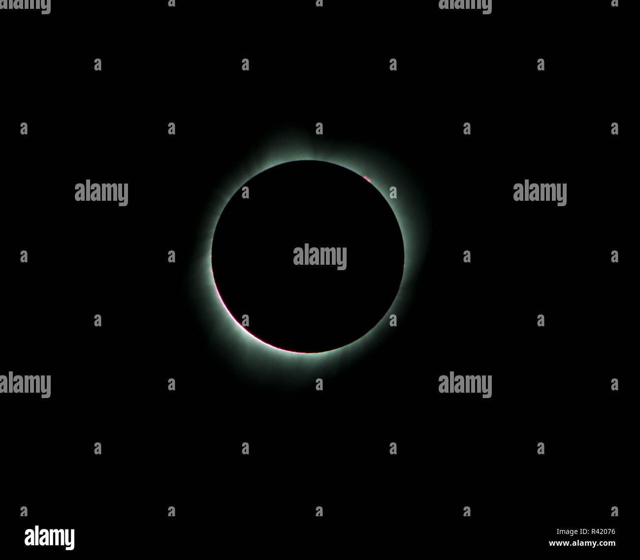 Ee.Uu., Wyoming, Glendo, Eclipse Solar, Abalorios de Baily Foto de stock
