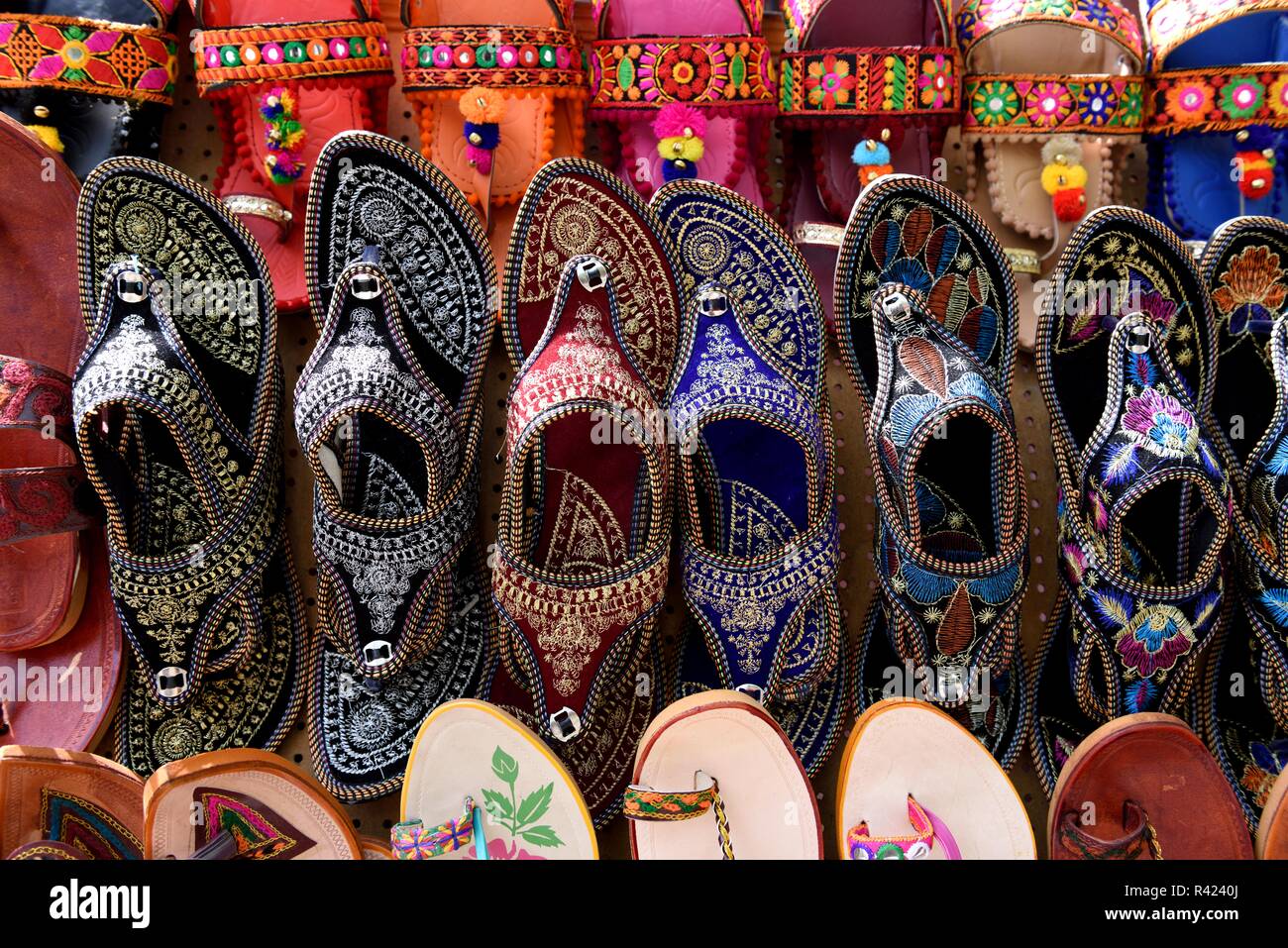 Calzado Indio Fotos e Imágenes de stock - Página 2 - Alamy