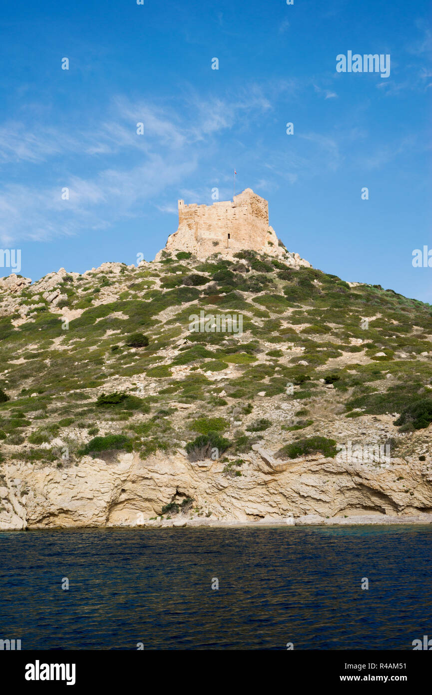 Vista escénica de Cabrera castillo histórico en el Parque Nacional de Cabrera, islas baleares españa Foto de stock