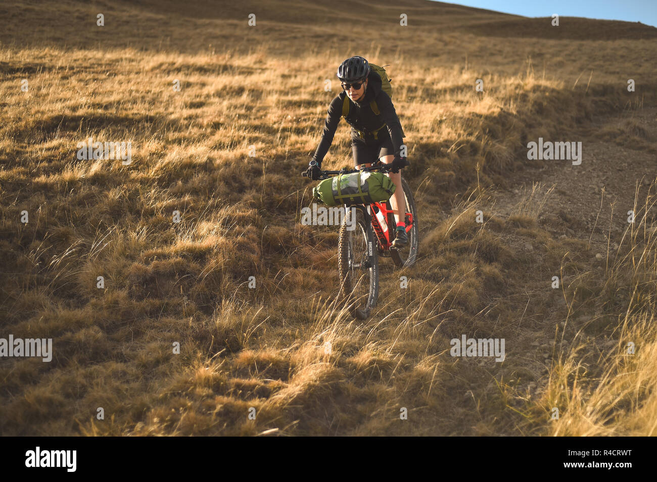 Una bicicleta de montaña fotografías e imágenes de alta resolución - Página  3 - Alamy