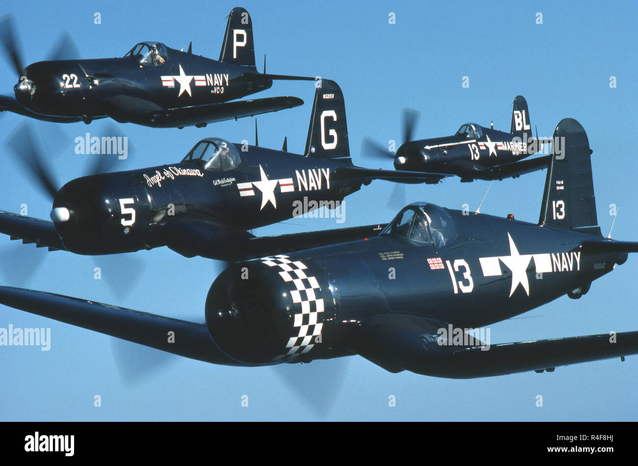 Aviones de combate de la Segunda Guerra Mundial Corsair Fotografía de stock  - Alamy