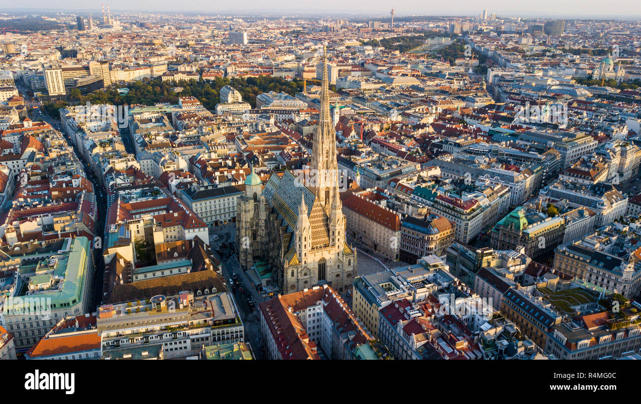 Stephansdom, o la Catedral de San Esteban, la Innere Stadt, el casco antiguo de Viena, Austria Foto de stock