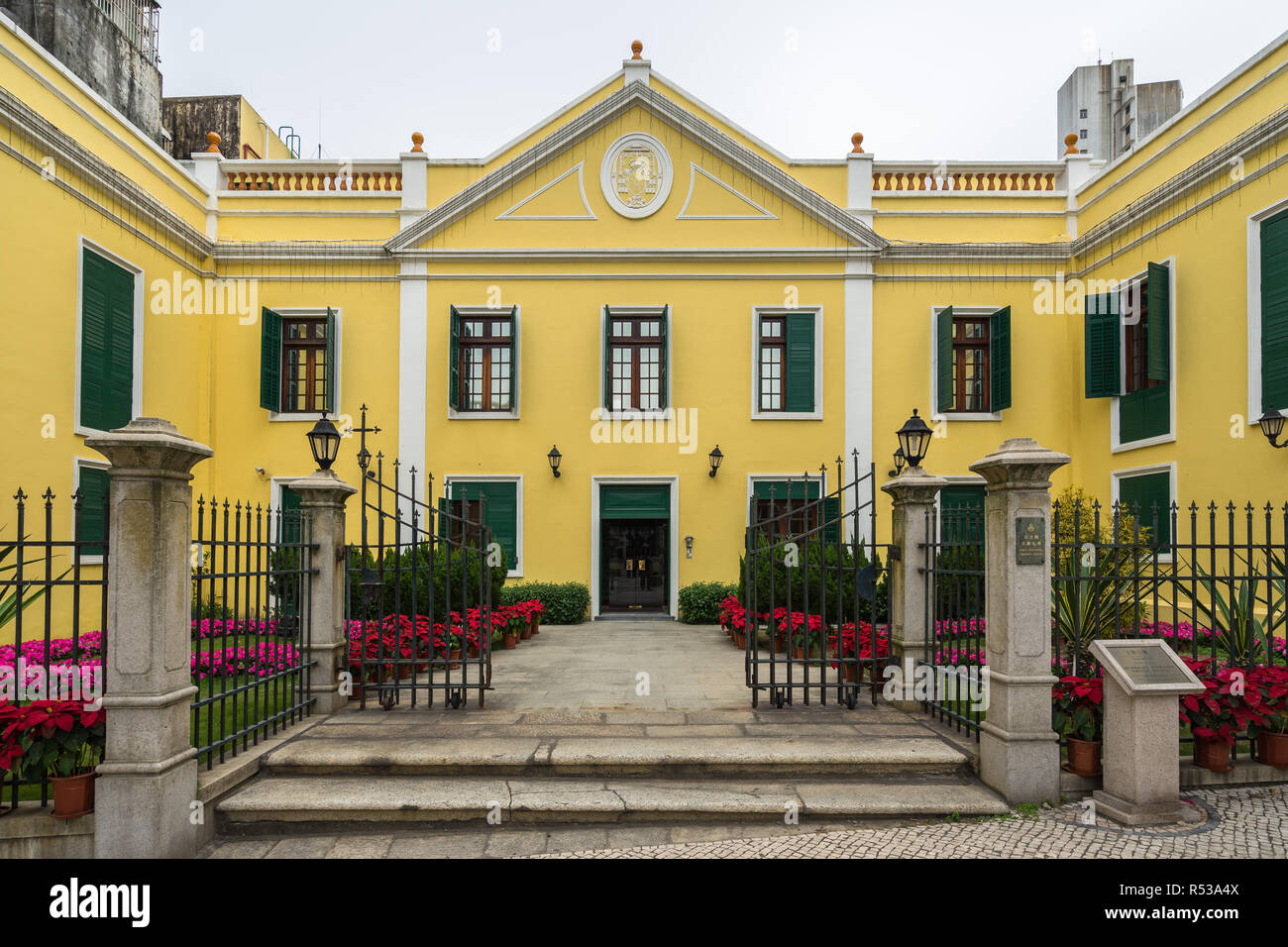 Casa del Obispo de Macao, anteriormente conocida como la residencia del obispo. Macao, enero de 2018 Foto de stock