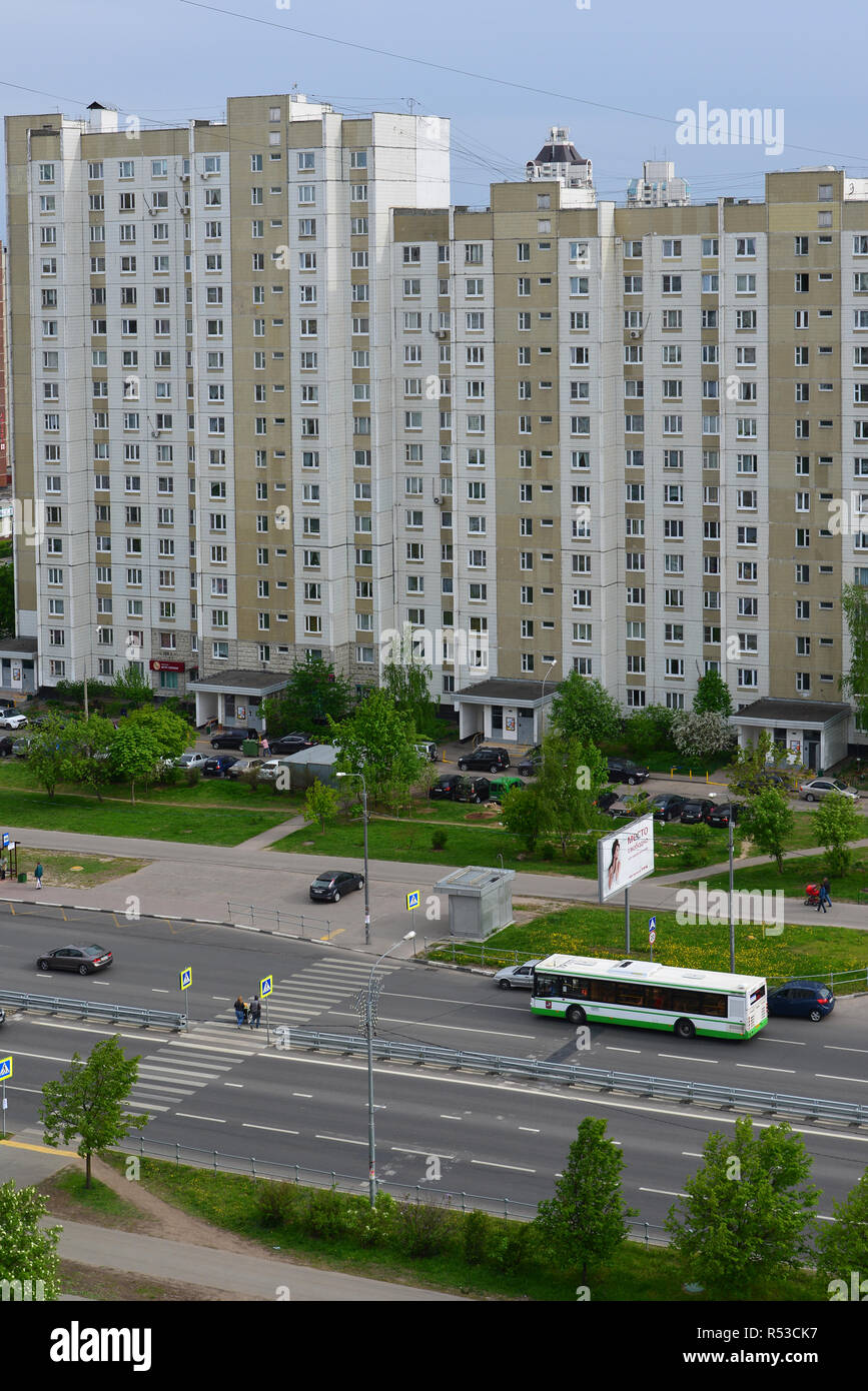 Moscú, Rusia -el 15 de mayo. 2018. Fragmento de paisaje en la ciudad de Zelenograd Foto de stock