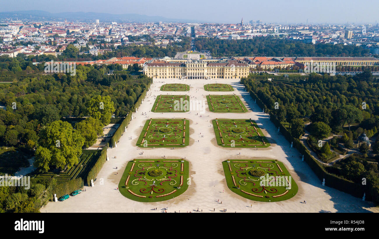 El Palacio de Schönbrunn o Schloß Schönbrunn, Viena, Austria Foto de stock