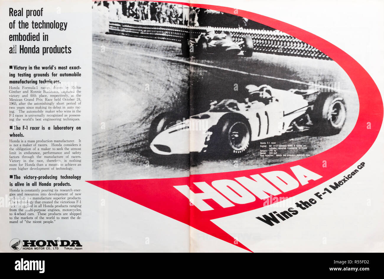 1965 páginas doble anuncio de Honda. Foto de stock