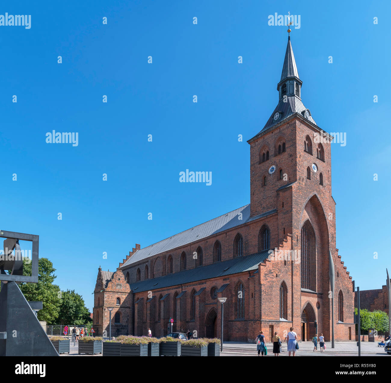 La Catedral de San Canuto (Sankt Knuds Kirke), Odense, Fionia, Dinamarca Foto de stock