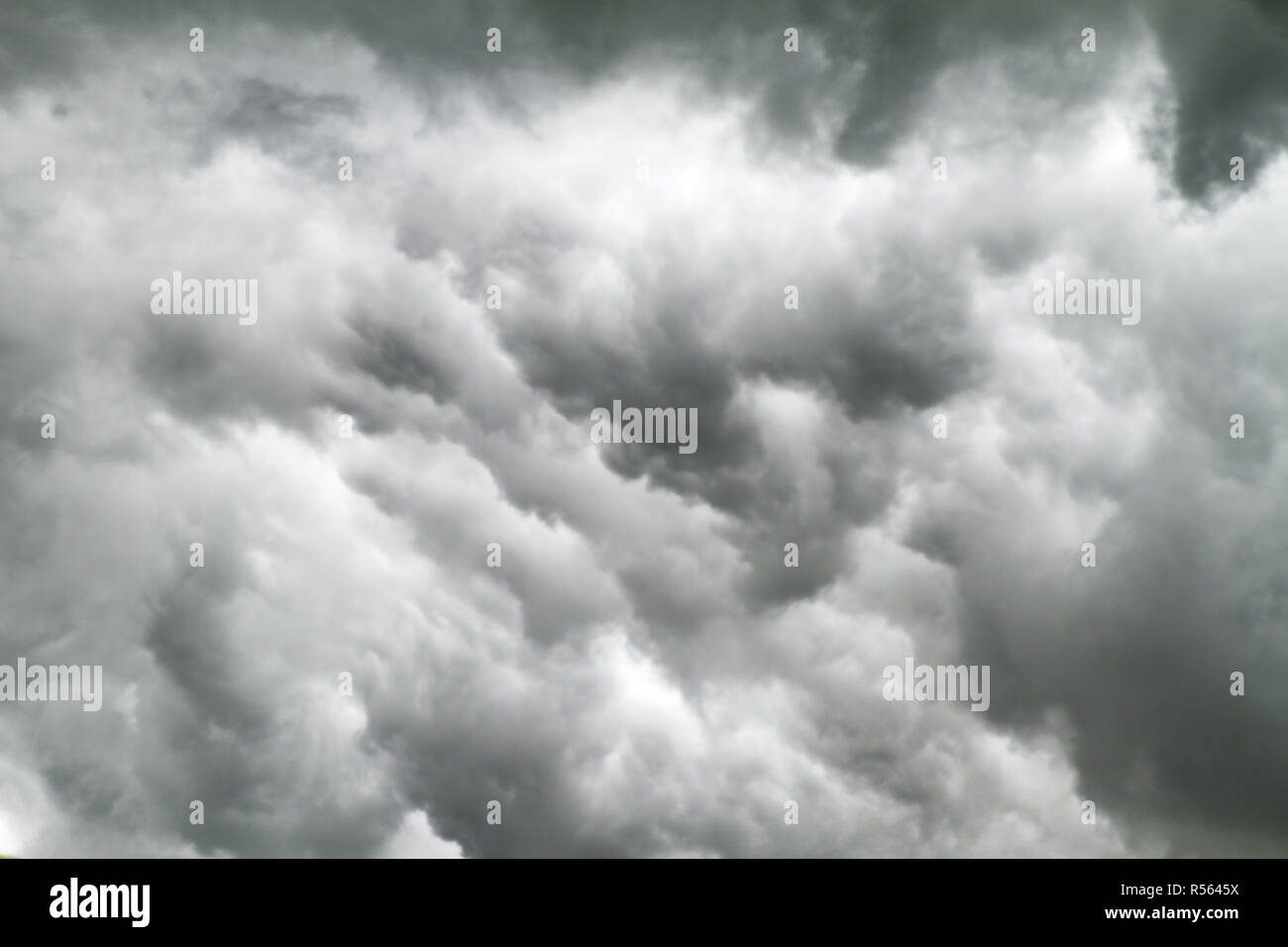 Nubes tormentoso clima naturaleza Foto de stock