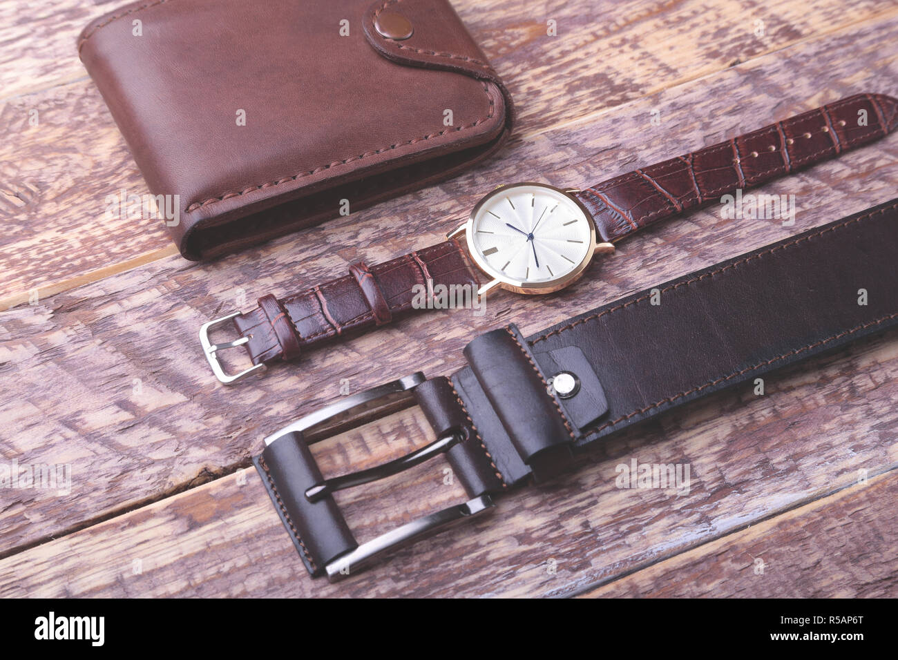 Conjunto de accesorios para los hombres de negocios con Moda 2020, reloj de negocios para hombre, correa de cuero
