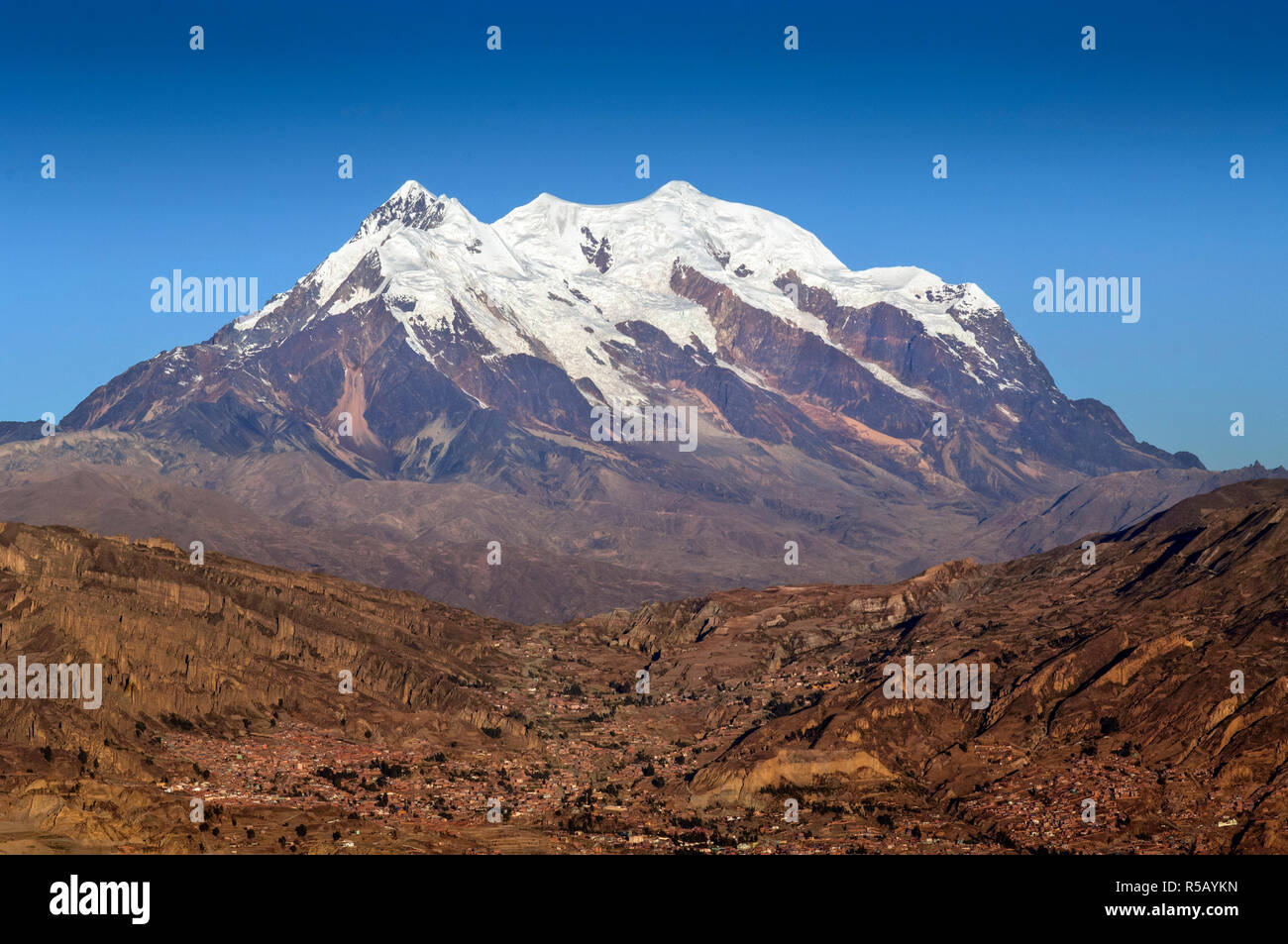 Monte Illimani, Cordillera de Los Andes, el Templo Andino Jach'a