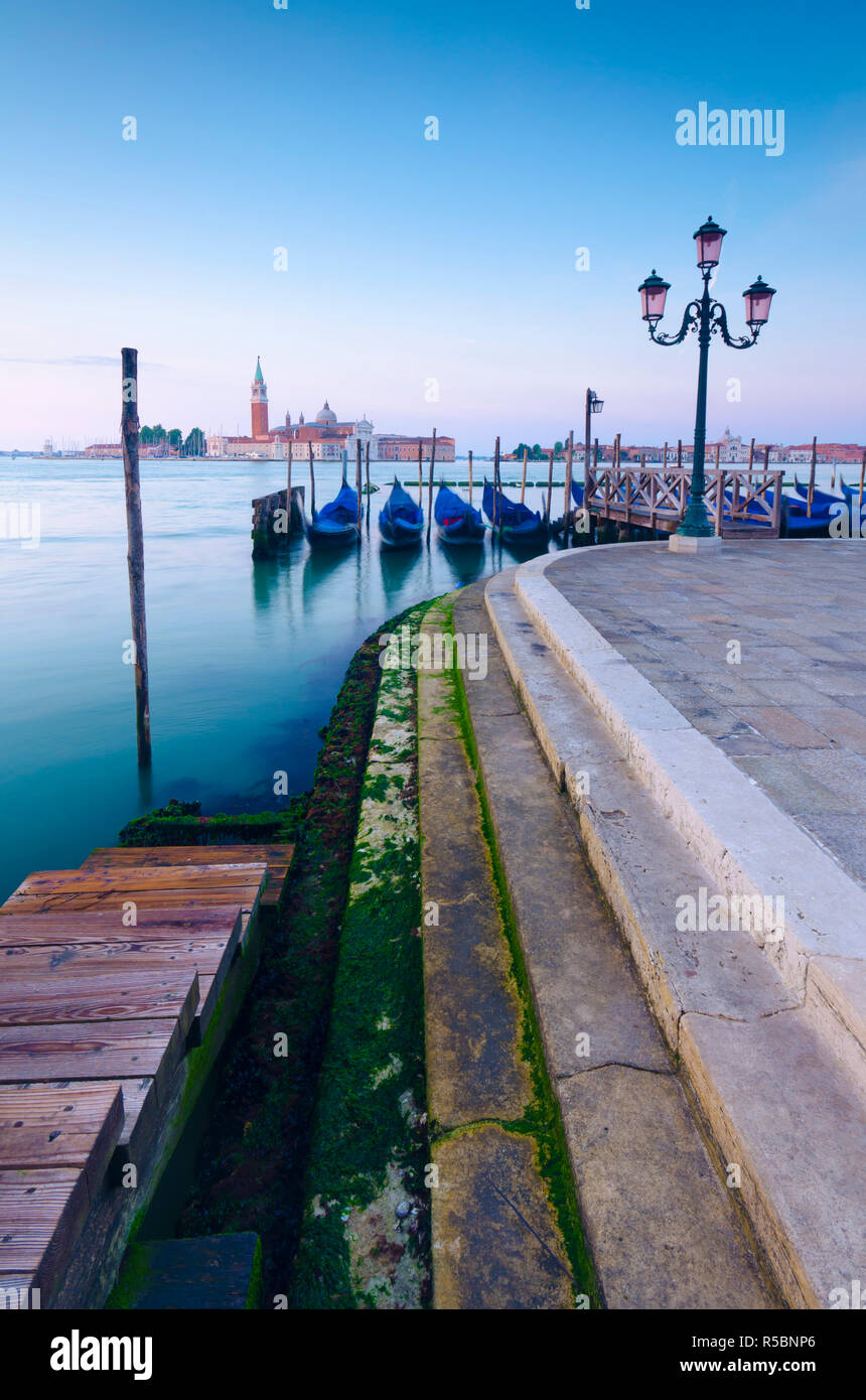 Italia, Veneto, Venecia, San Giorgio Maggiore a través Basino di San Marco Foto de stock